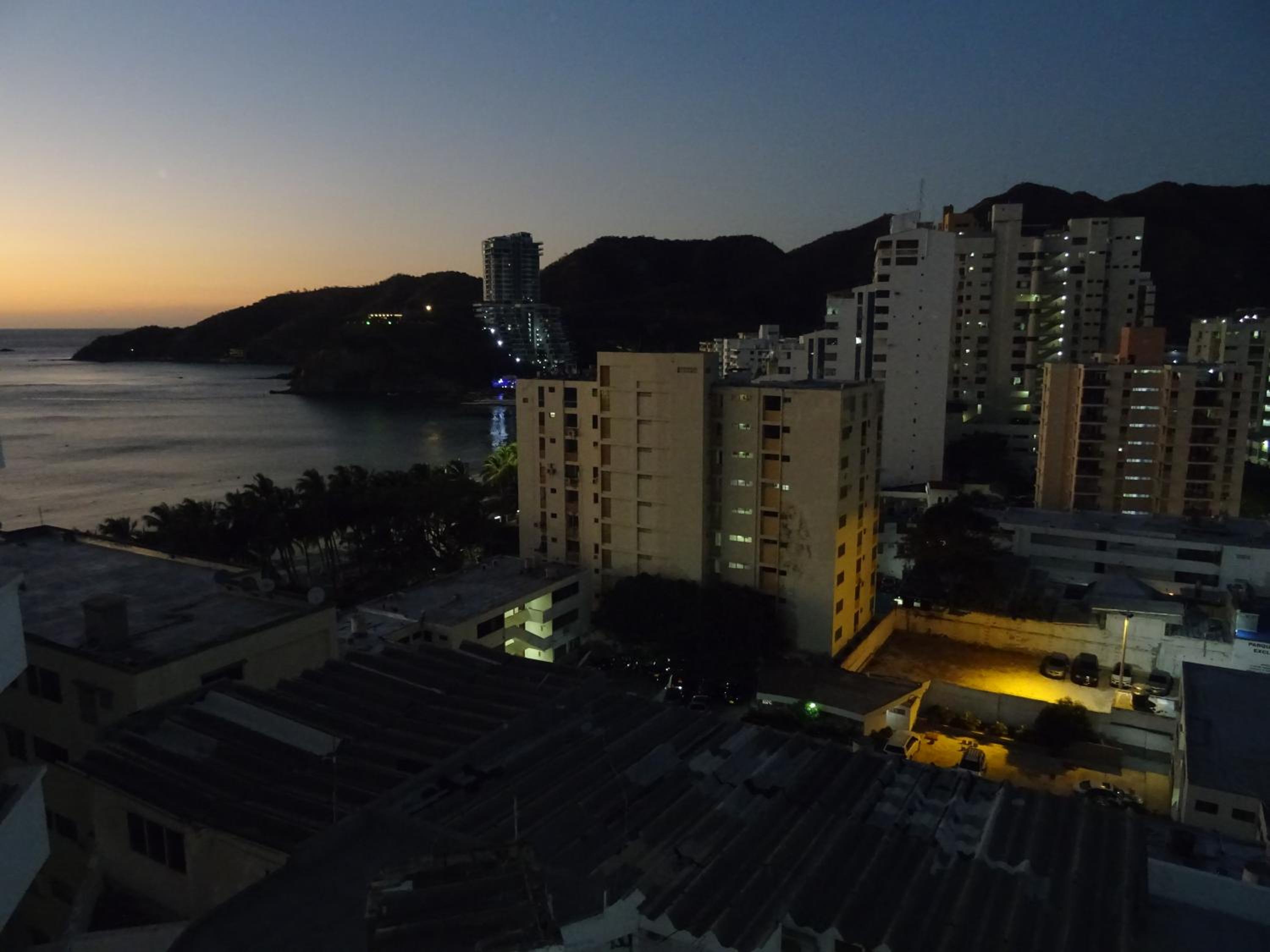 Espectacular, amplio y hermoso apartamento en condominio al frente de la playa El Rodadero