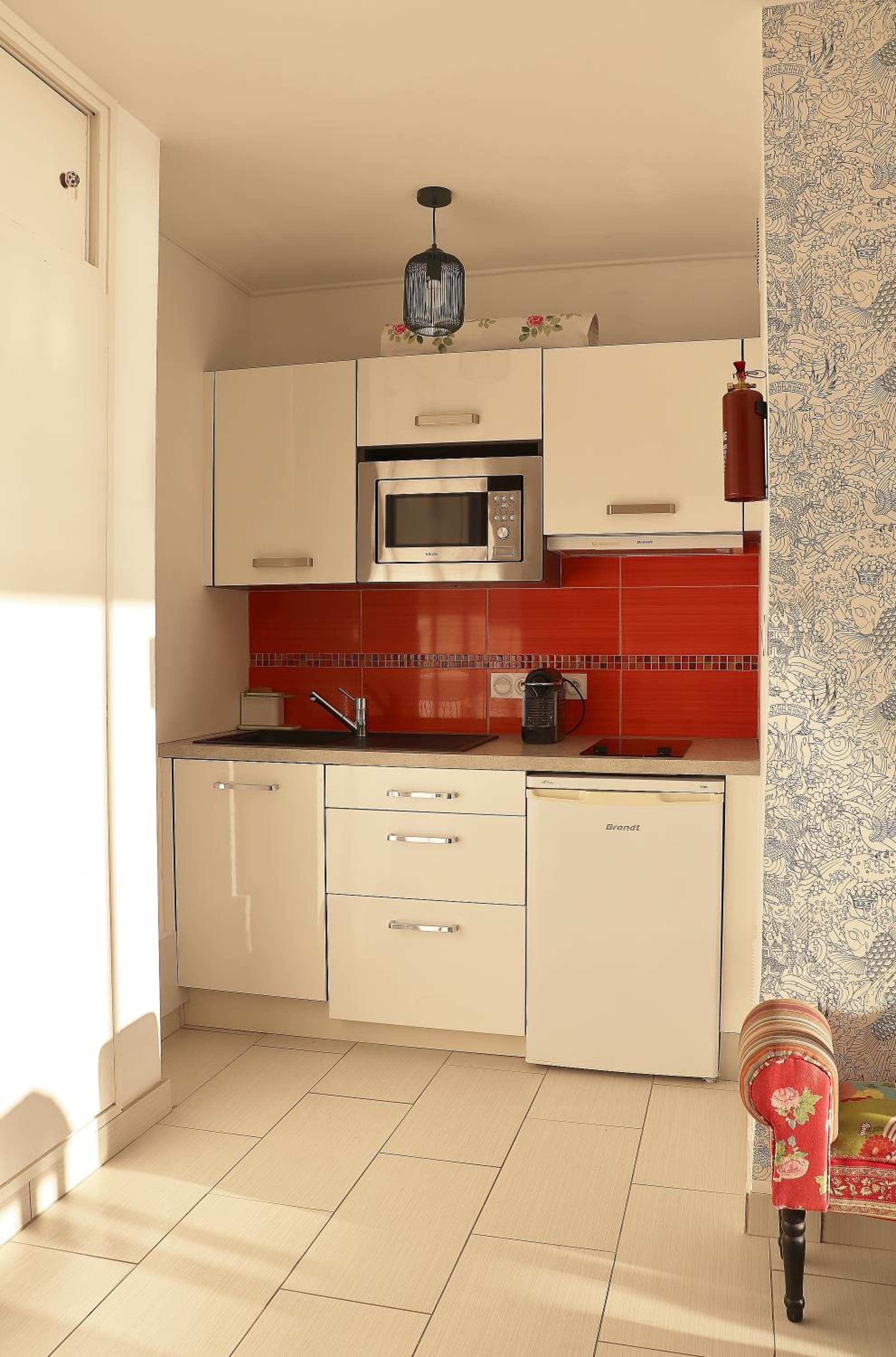 Photo 6