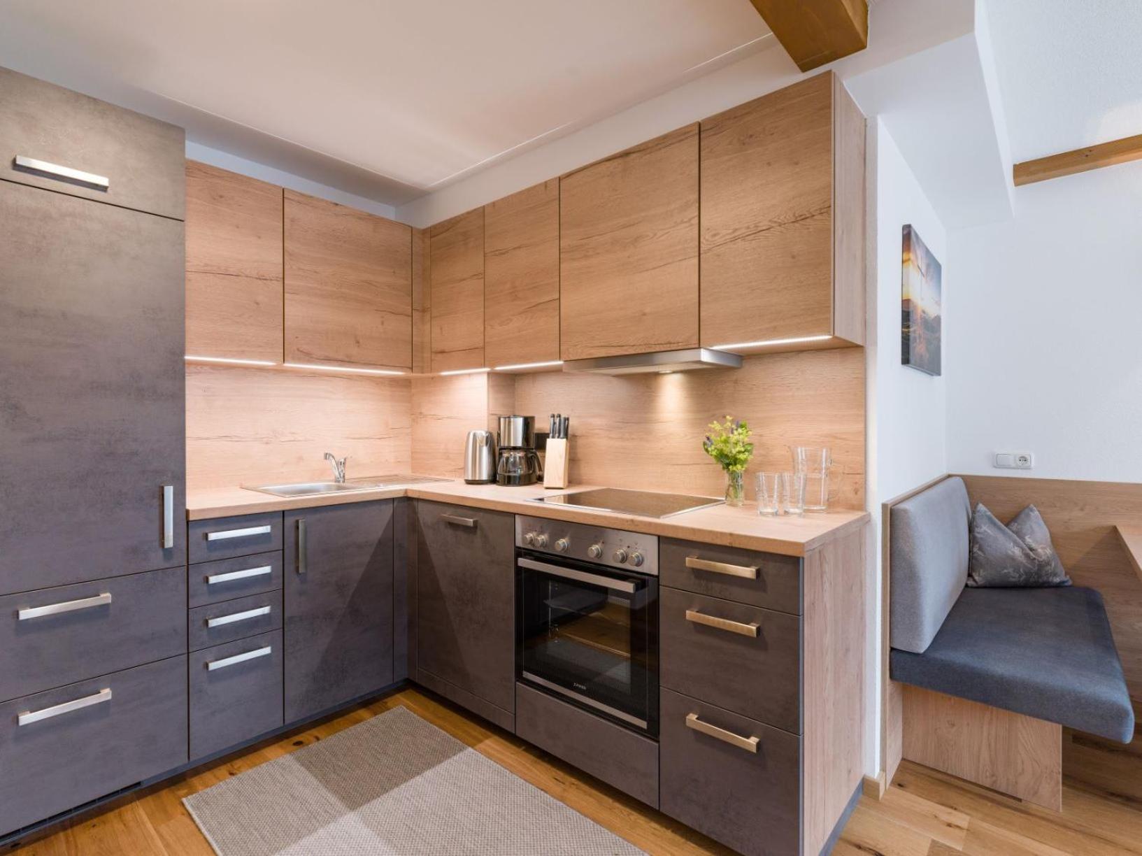 Pension Hinterholzer Apartments und Zimmer