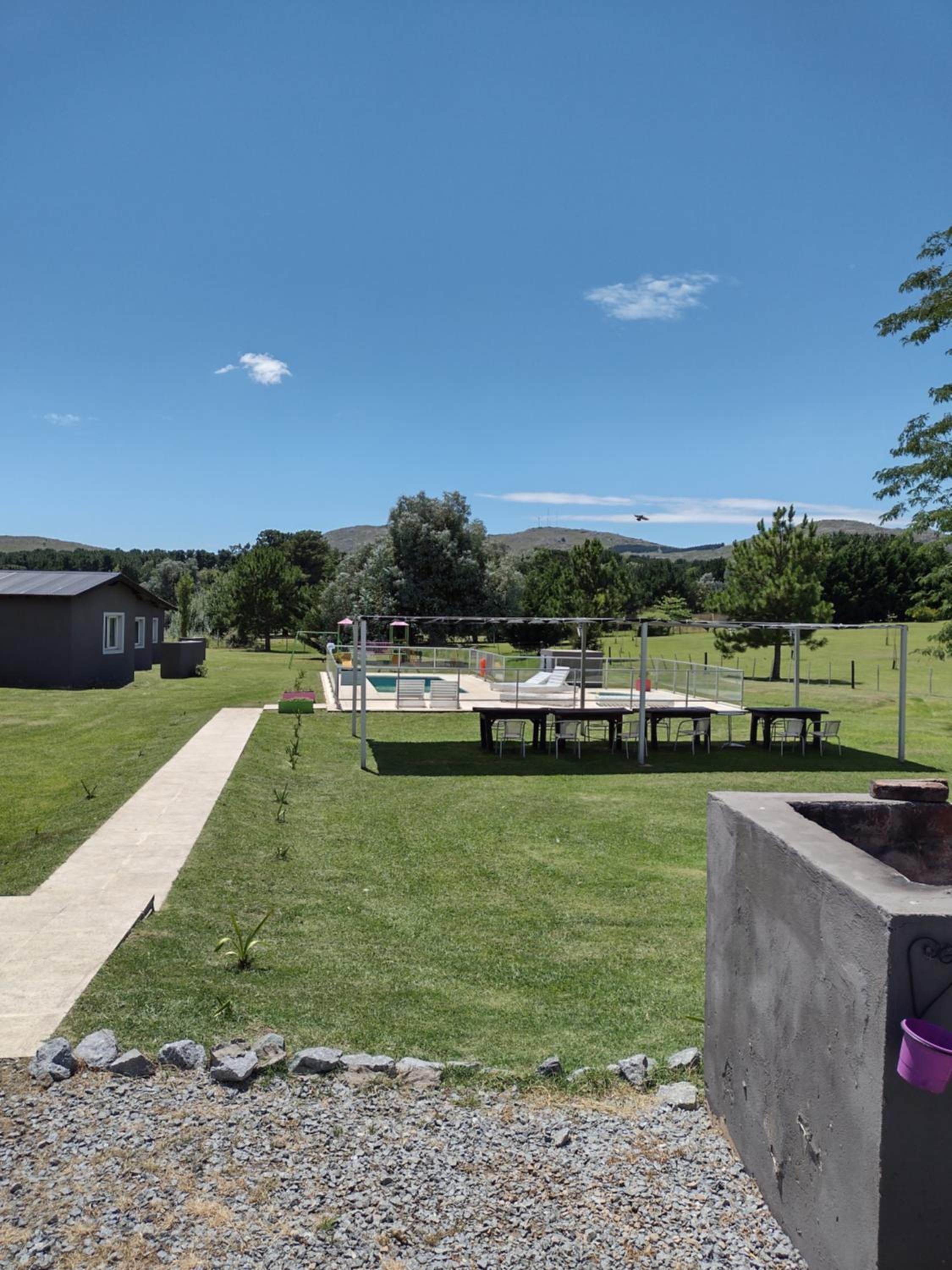 Abril Village