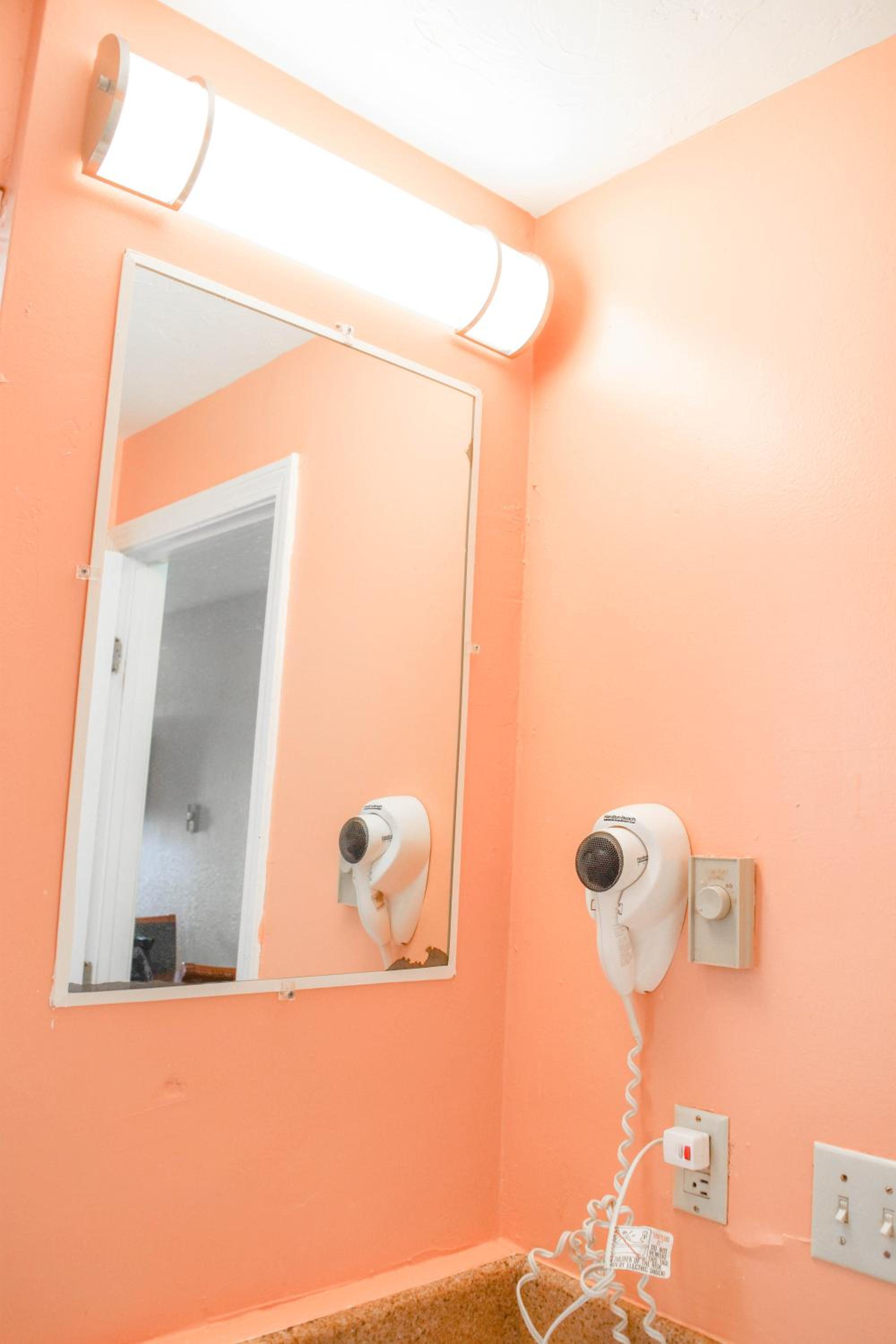 Knights Inn North Attleboro - Property Image 4