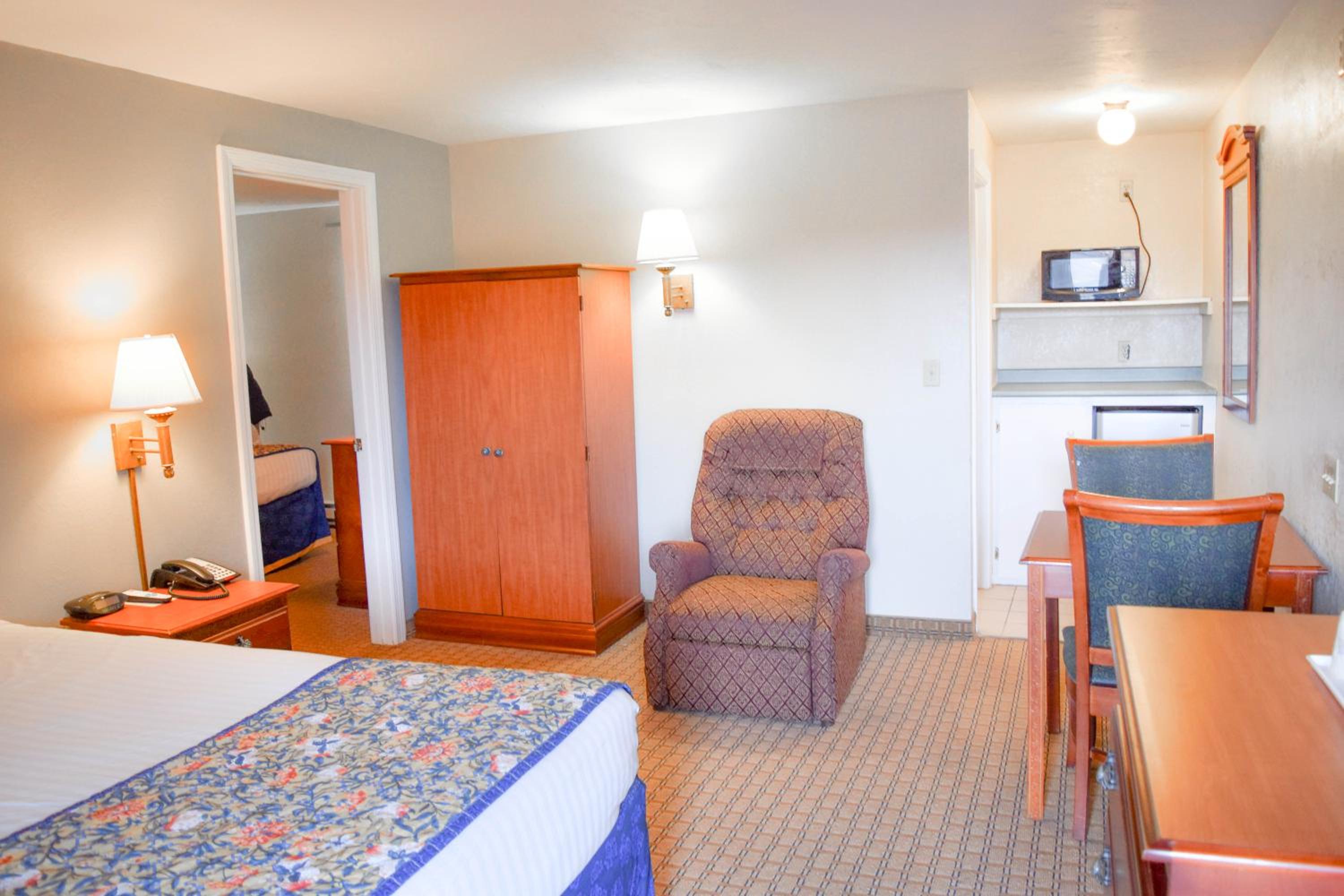 Knights Inn North Attleboro - Property Image 41