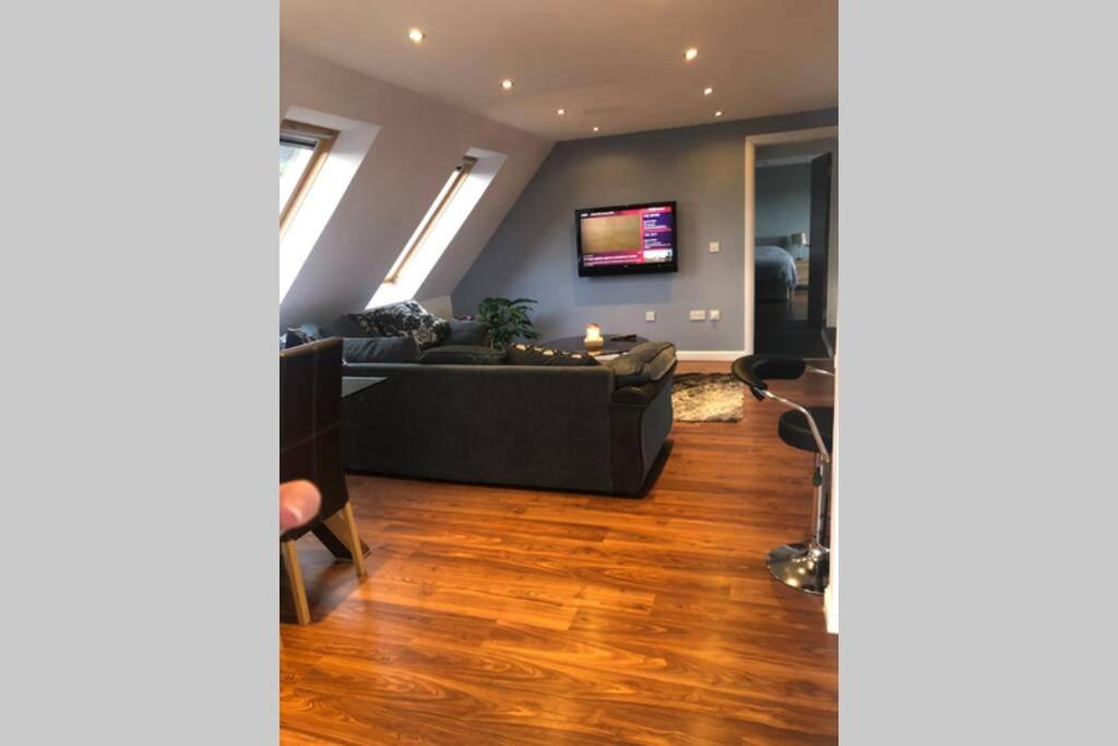 Struan Coach house in gated residence view 5