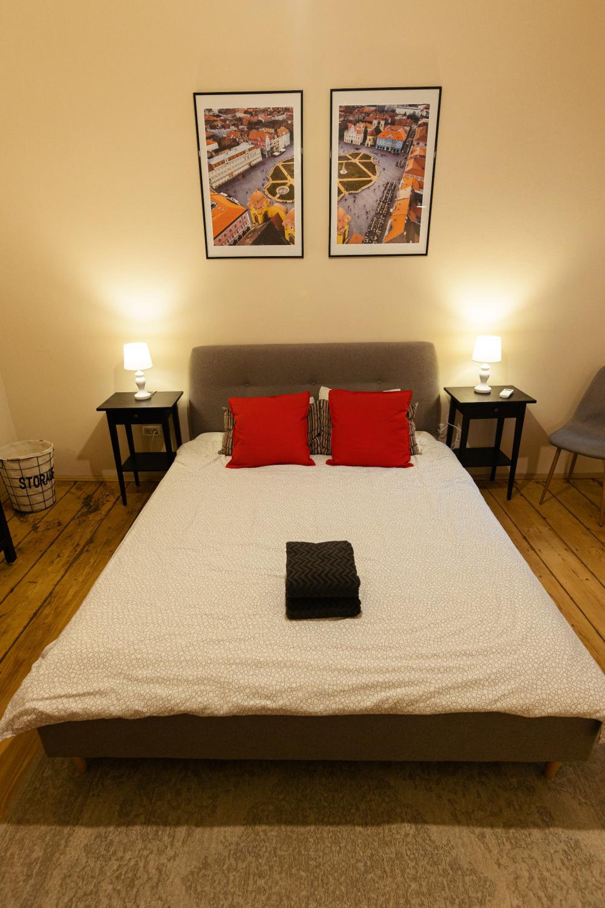 Chic Apartment in Historical City Center view 5