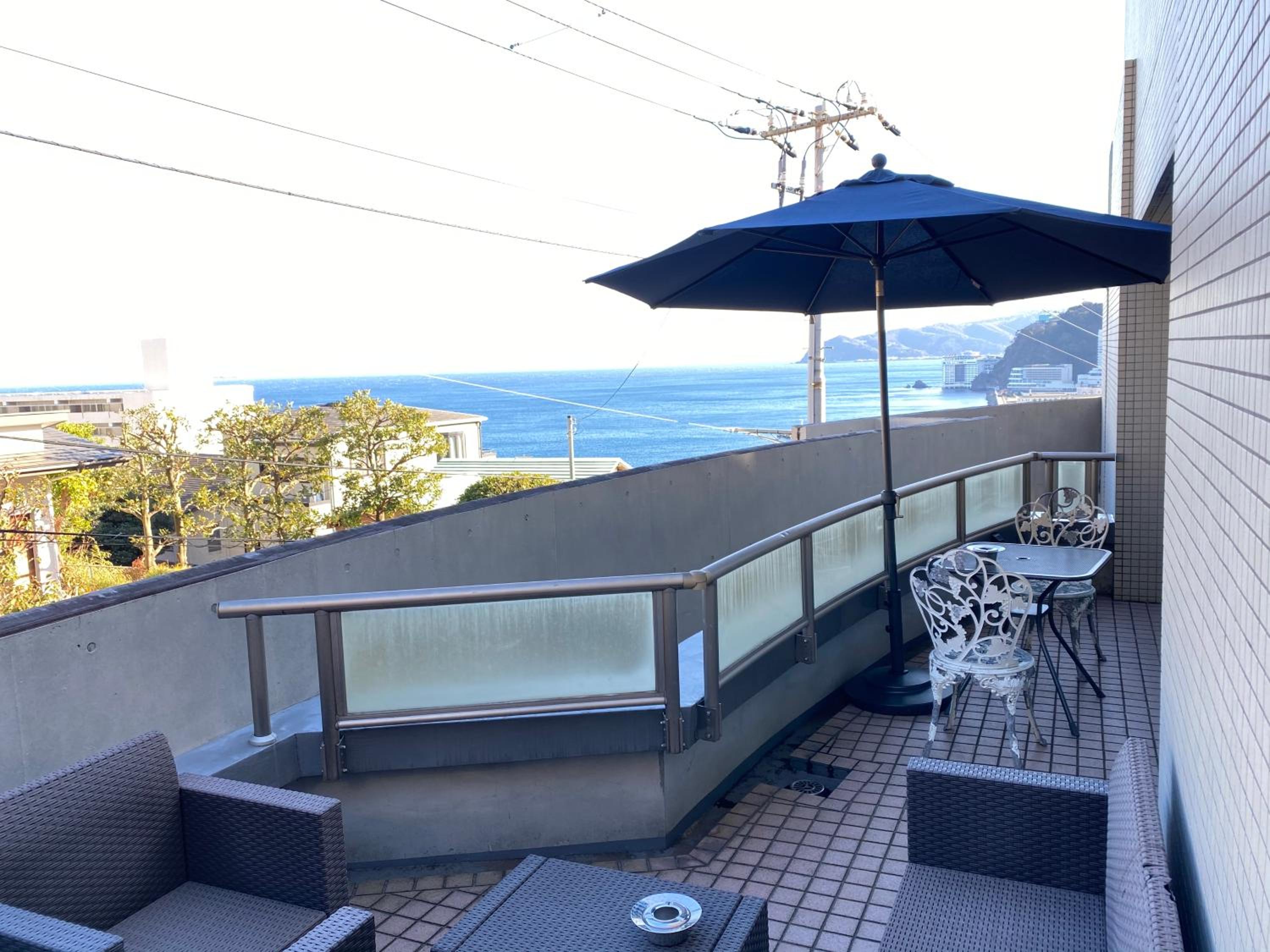 Atami Onsen Guest House Megumi 5 minutes walk from Atami Station