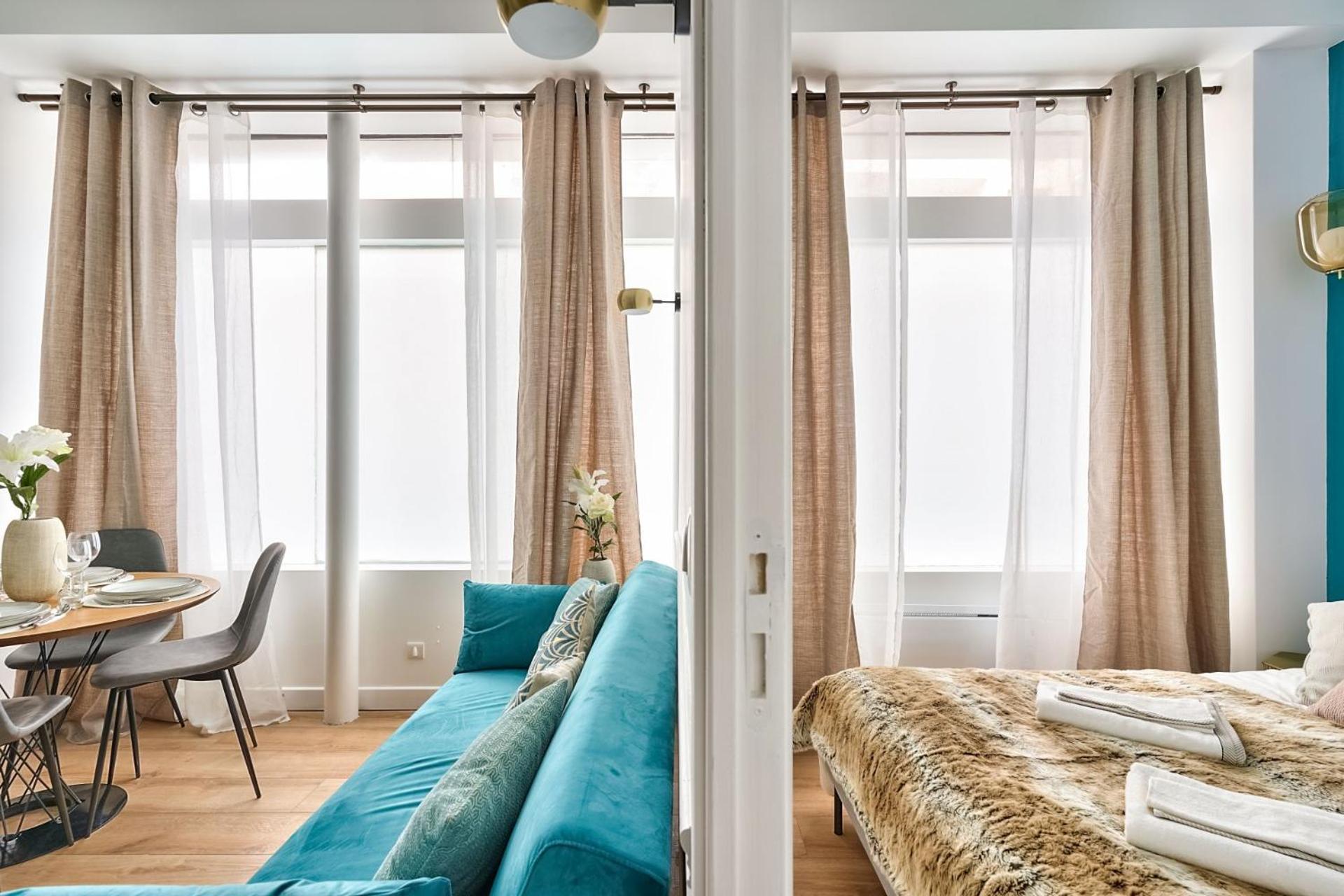 NEWLY RENOVATED ! Stunning 2BR Apt in the Heart of Paris 15