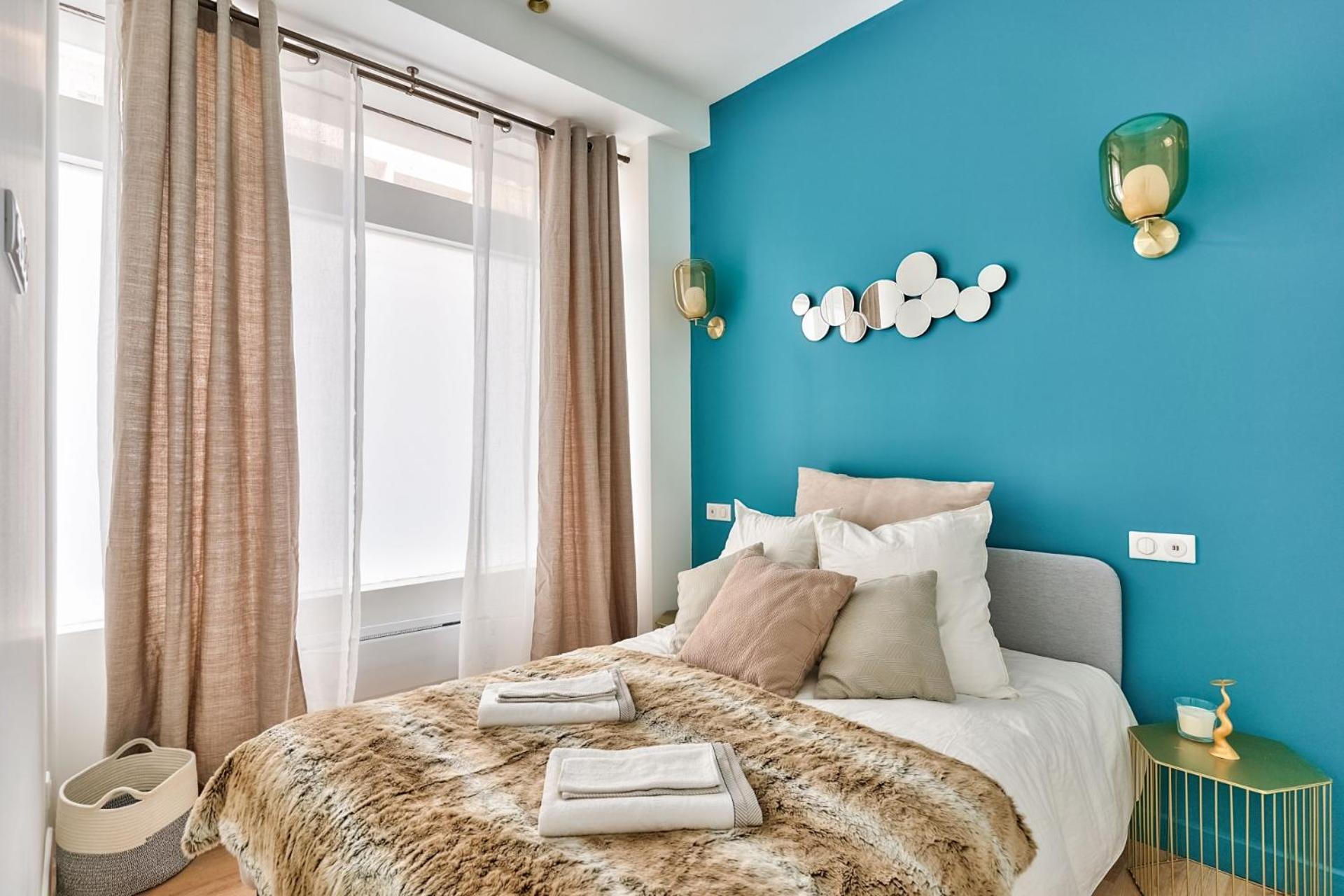 NEWLY RENOVATED ! Stunning 2BR Apt in the Heart of Paris 15