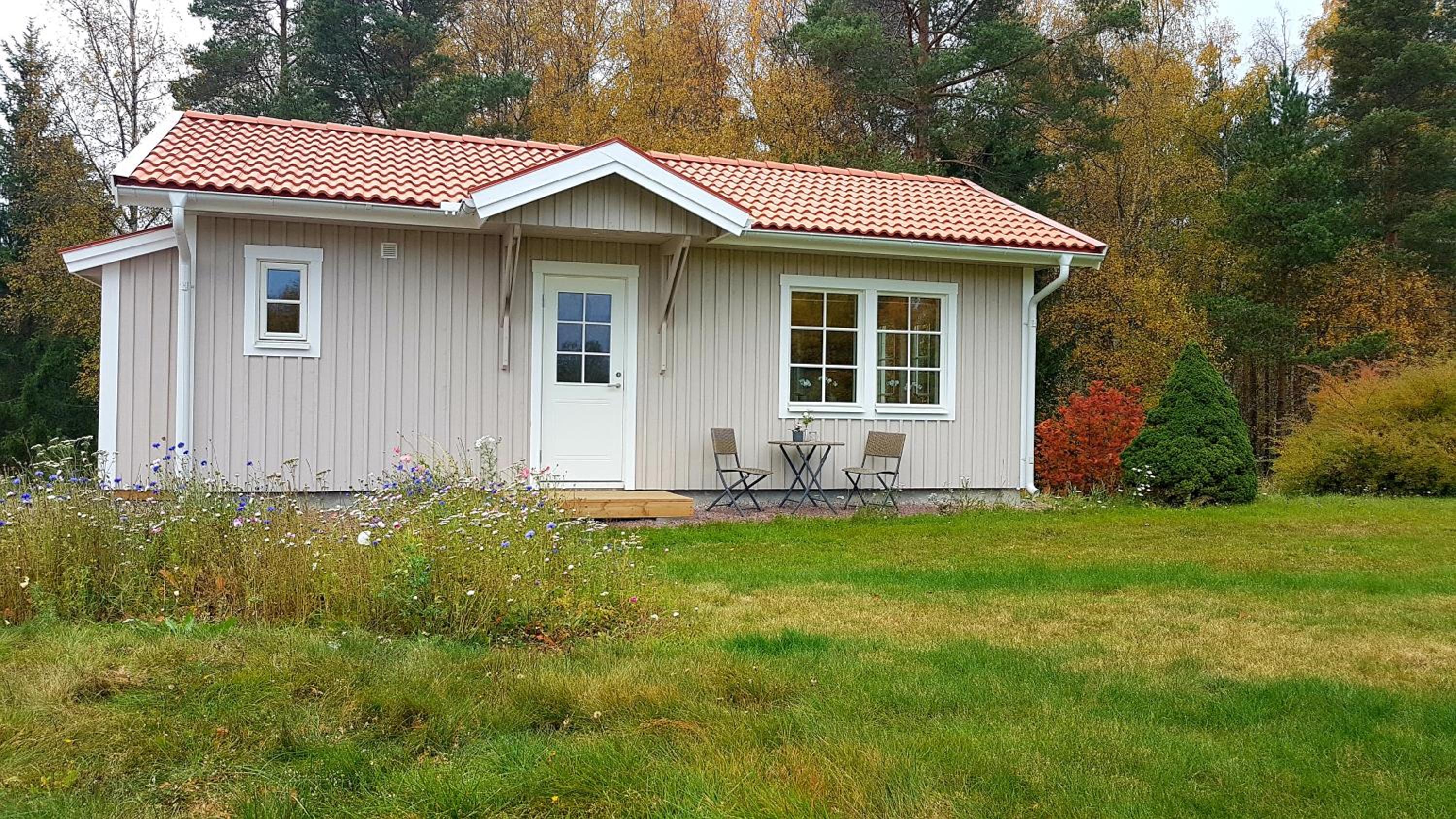Nybyggd stuga intill skogsbrynet - New built cottage next to the cowberry forest view 3