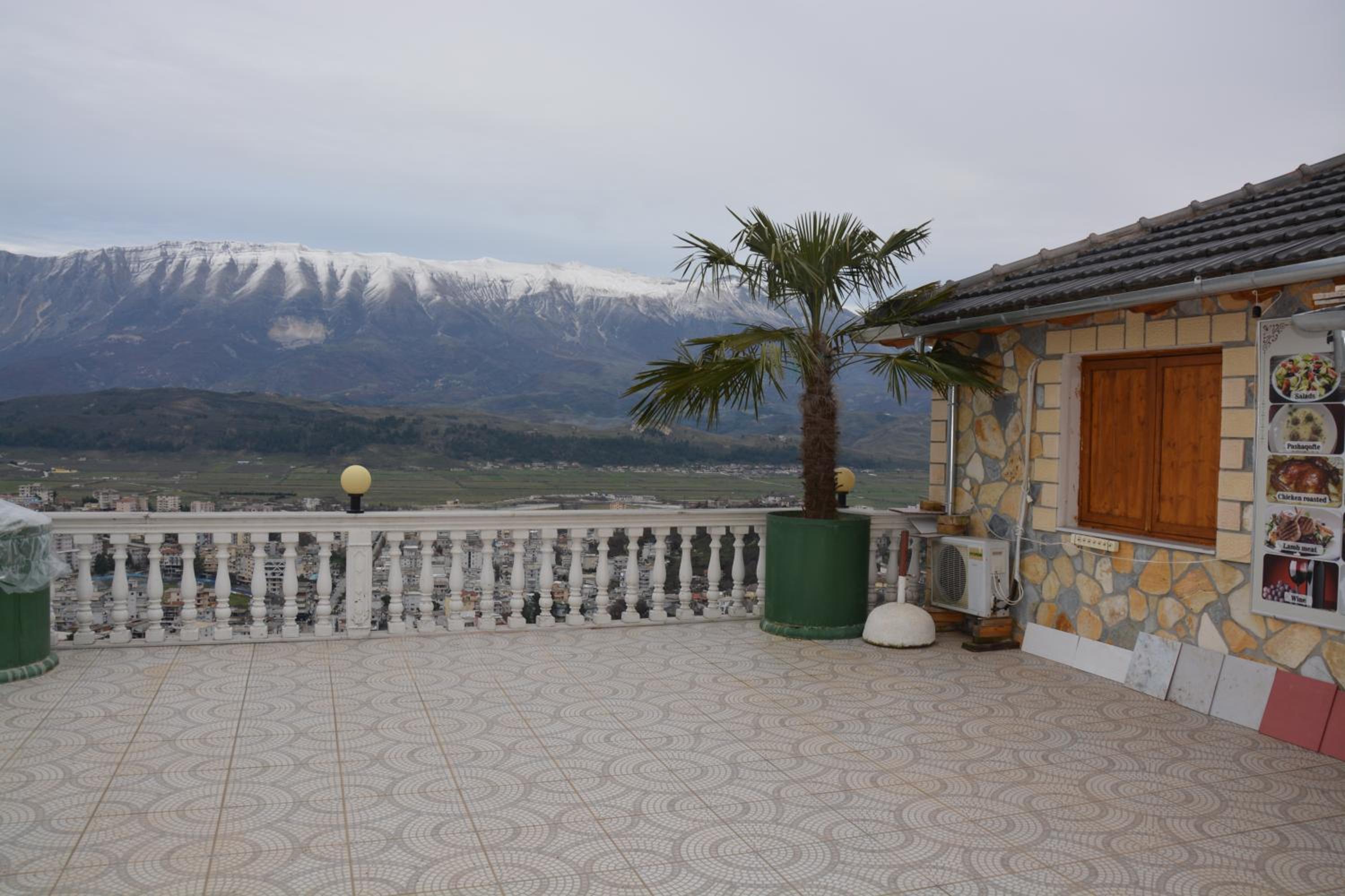 Guest house Memushi