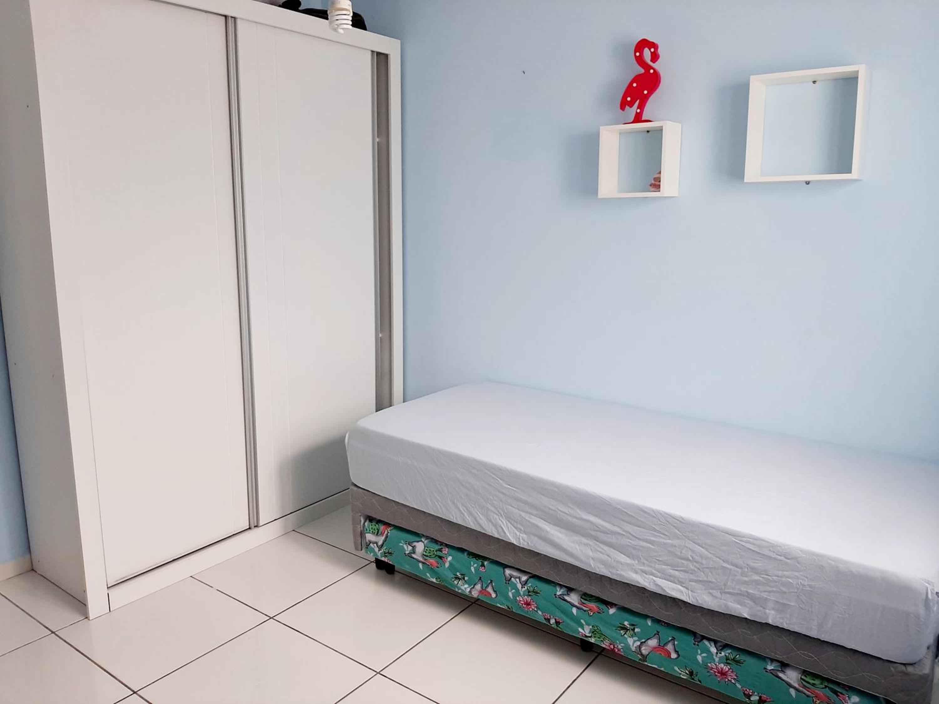 Linda Casa, 3 quartos, acomoda 10 pessoas, há 1,5 km da praia da Enseada
