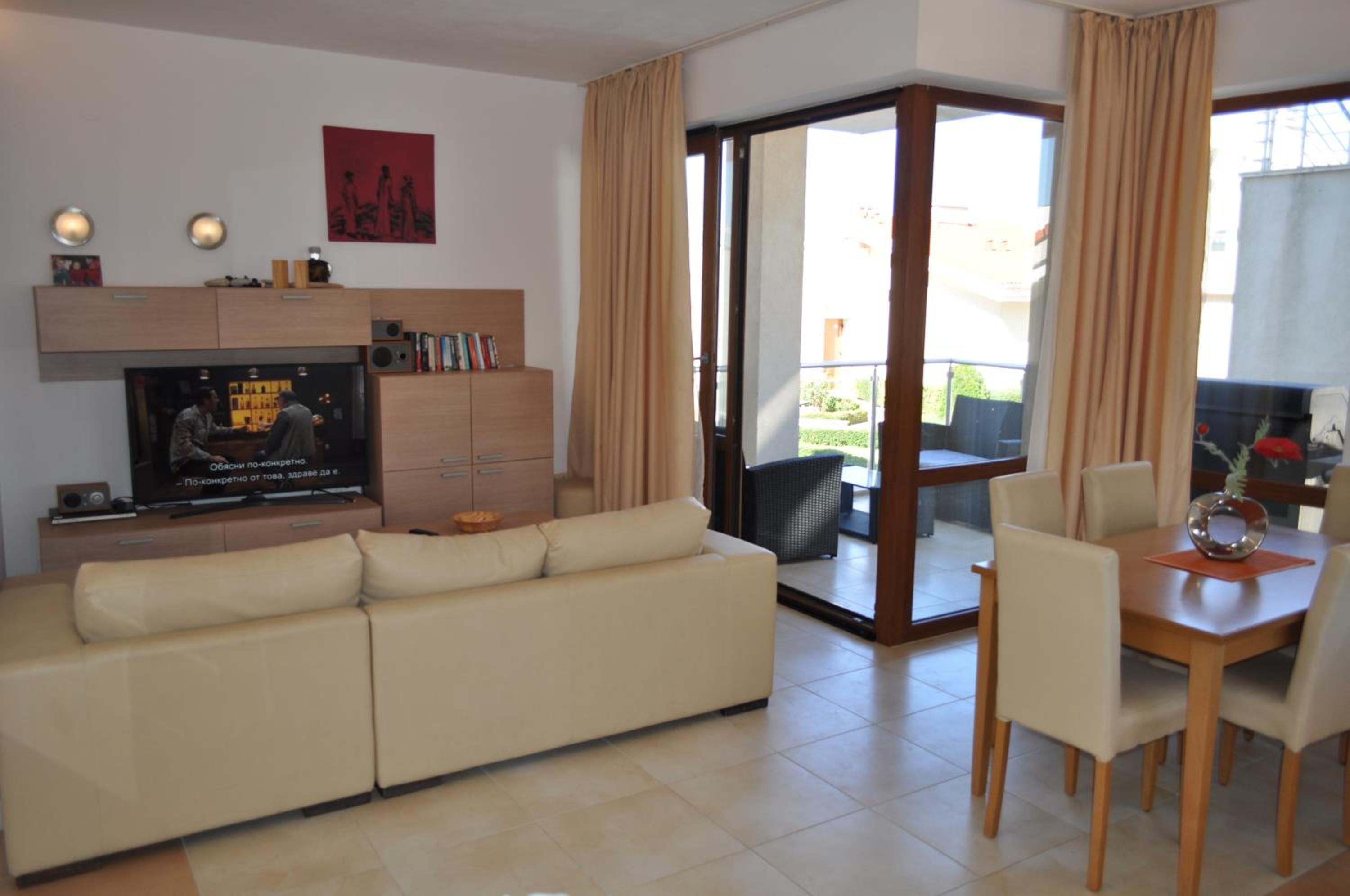Beautiful family villa with sea view view 3