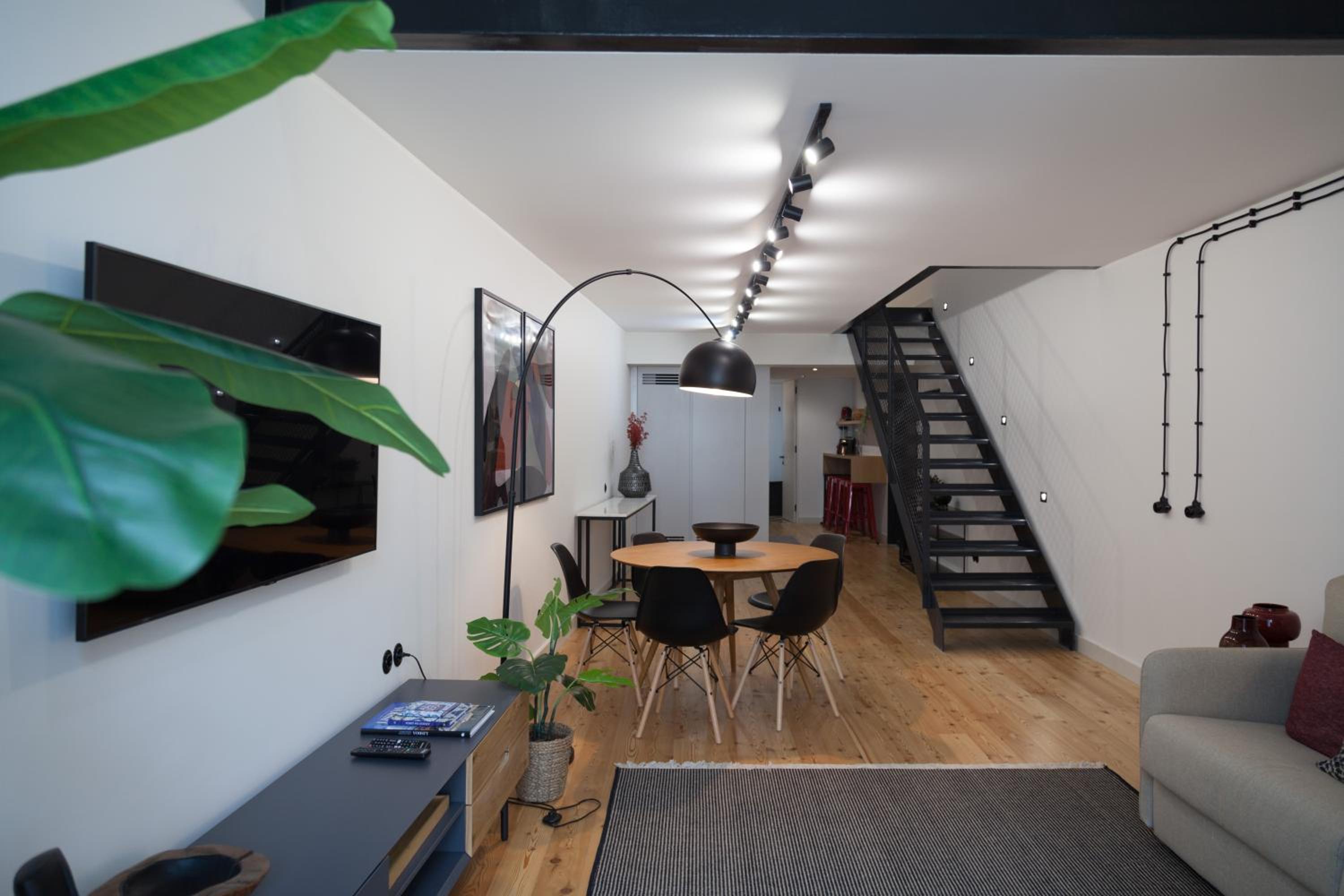 FLH Intendente Industrial Design Duplex view 4