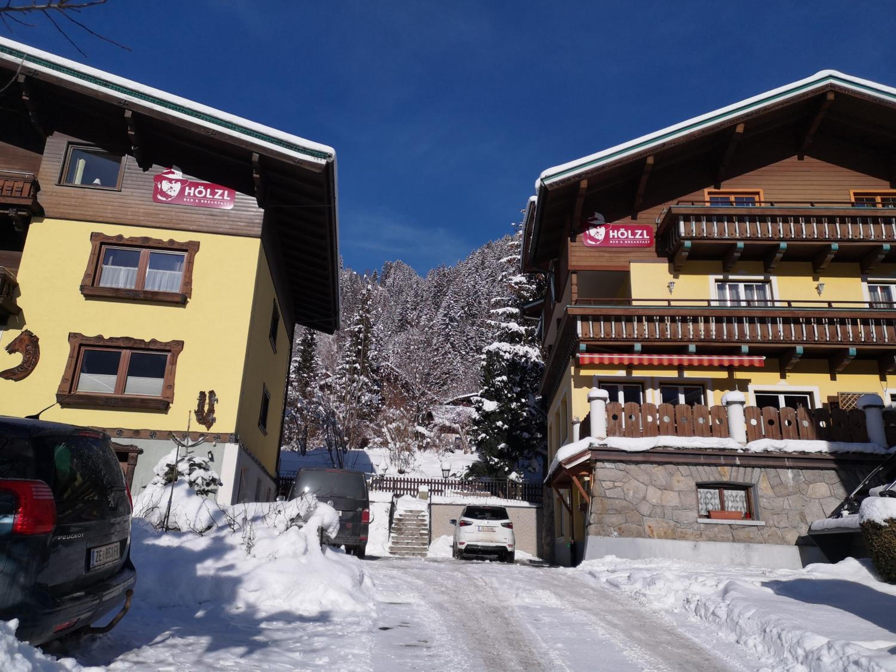 Hölzl Bed & Breakfast
