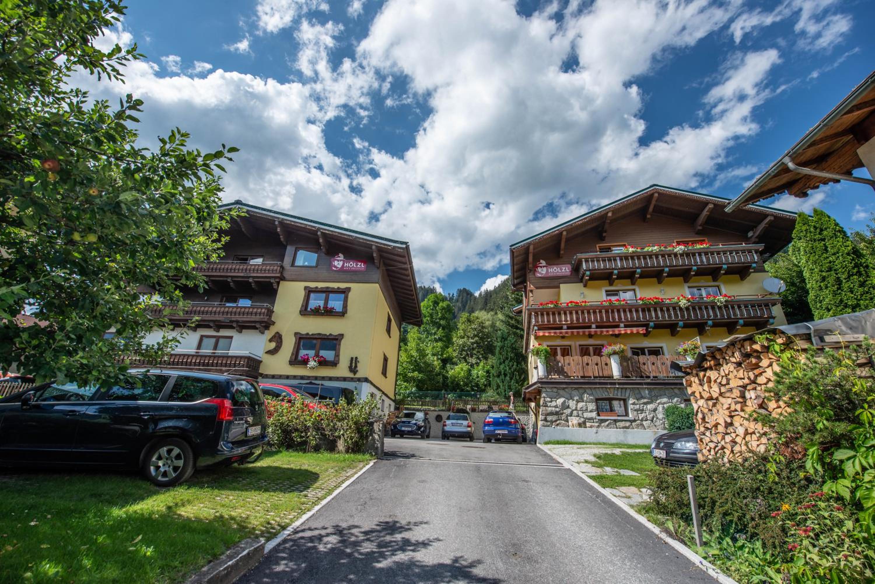 Hölzl Bed & Breakfast