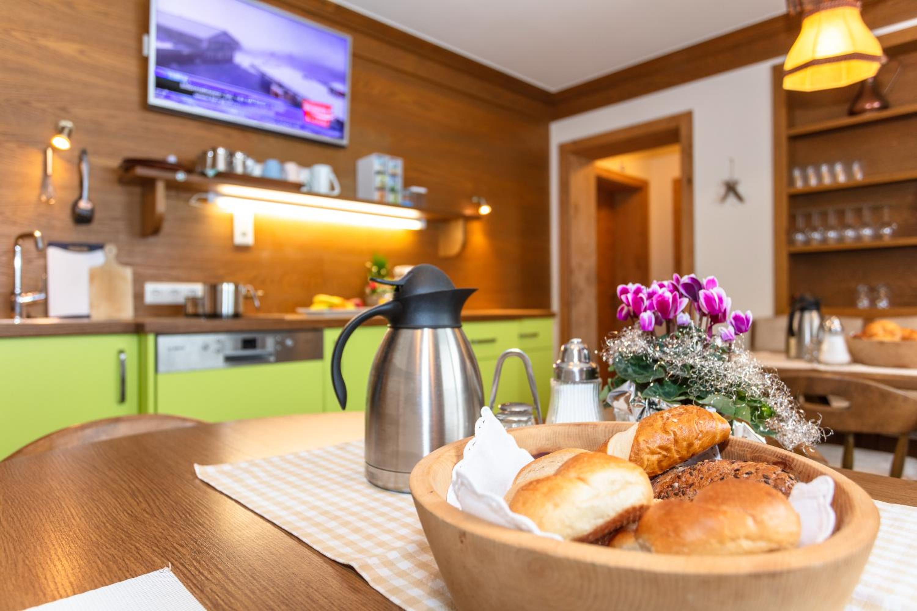 Hölzl Bed & Breakfast