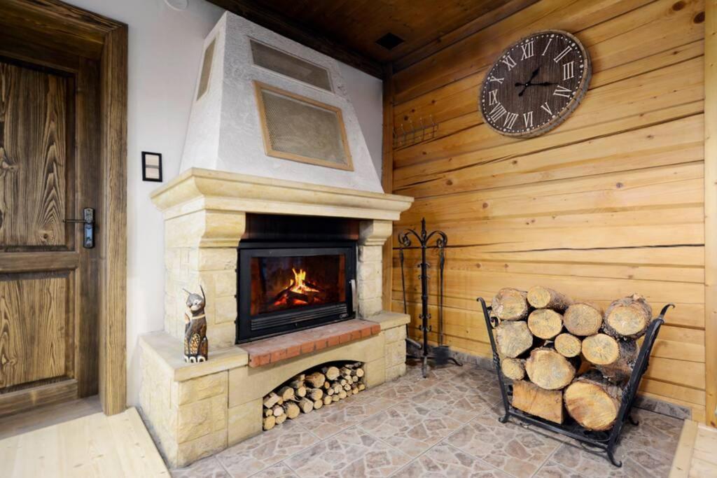 Wooden house in the heart of the Giant Mountains with own hill