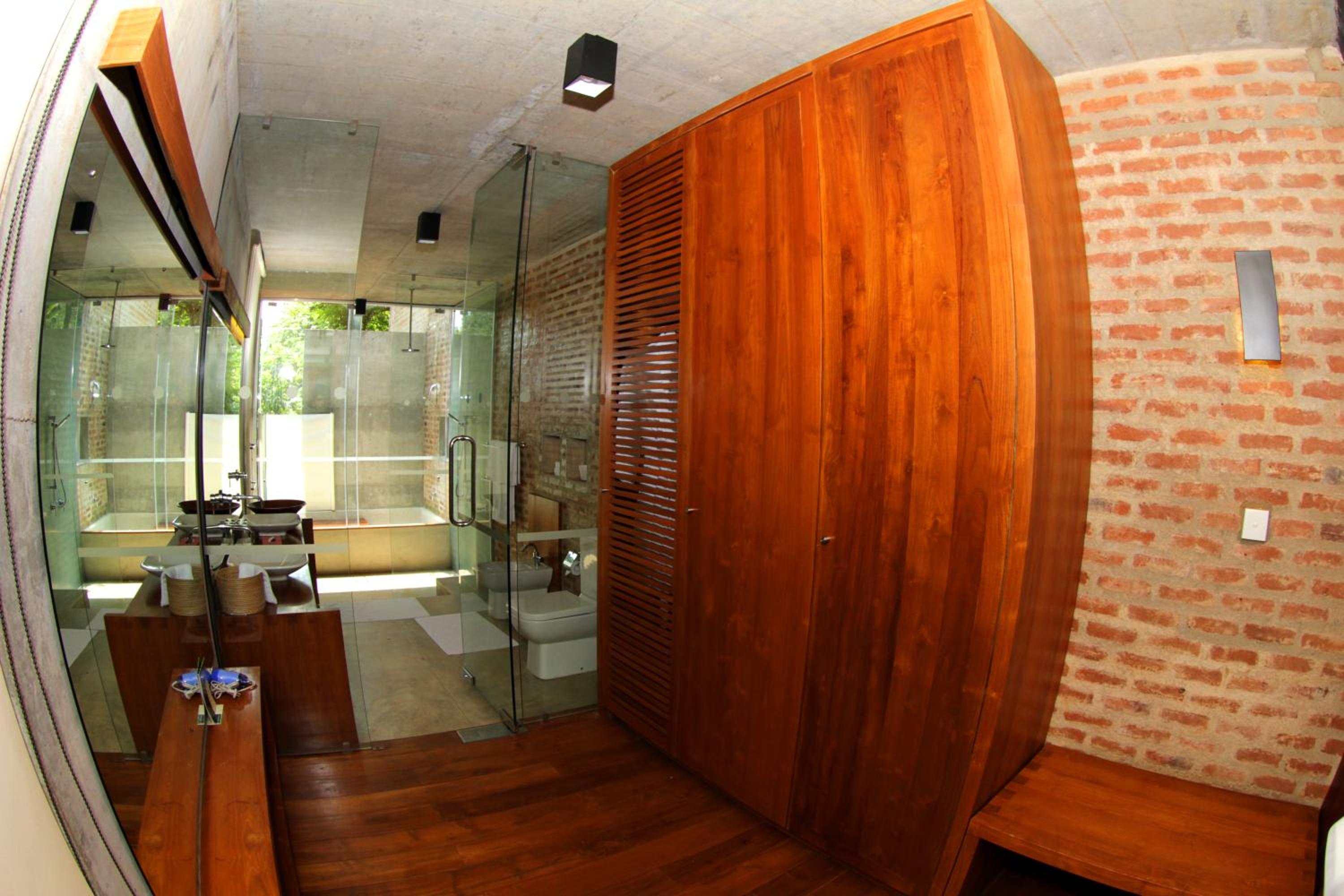 Kalundewa Retreat
