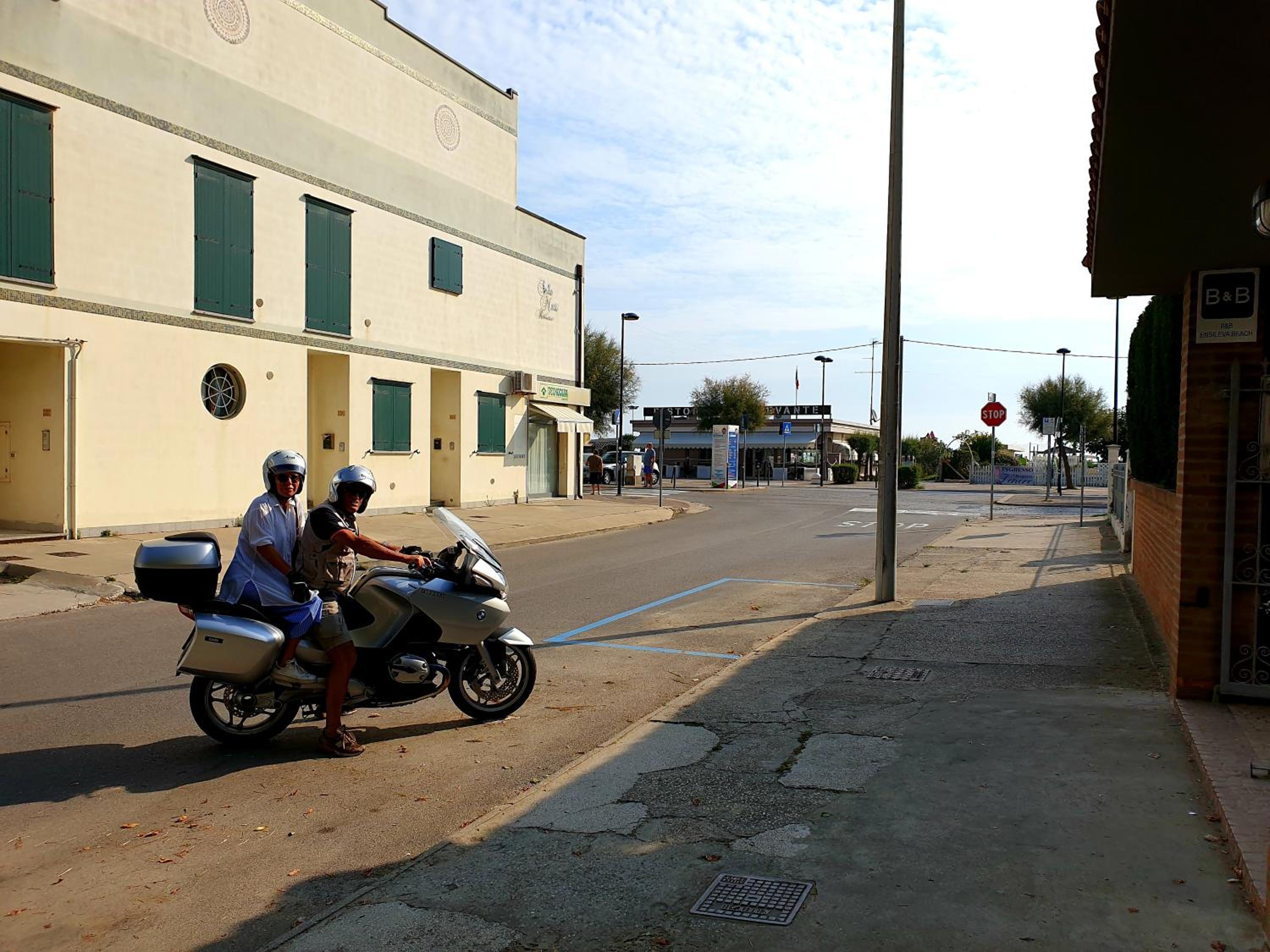 Photo 8