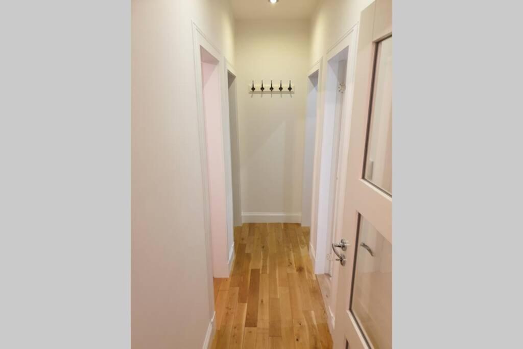 Unkenhaus. Cosy, modern apartment, private parking view 2