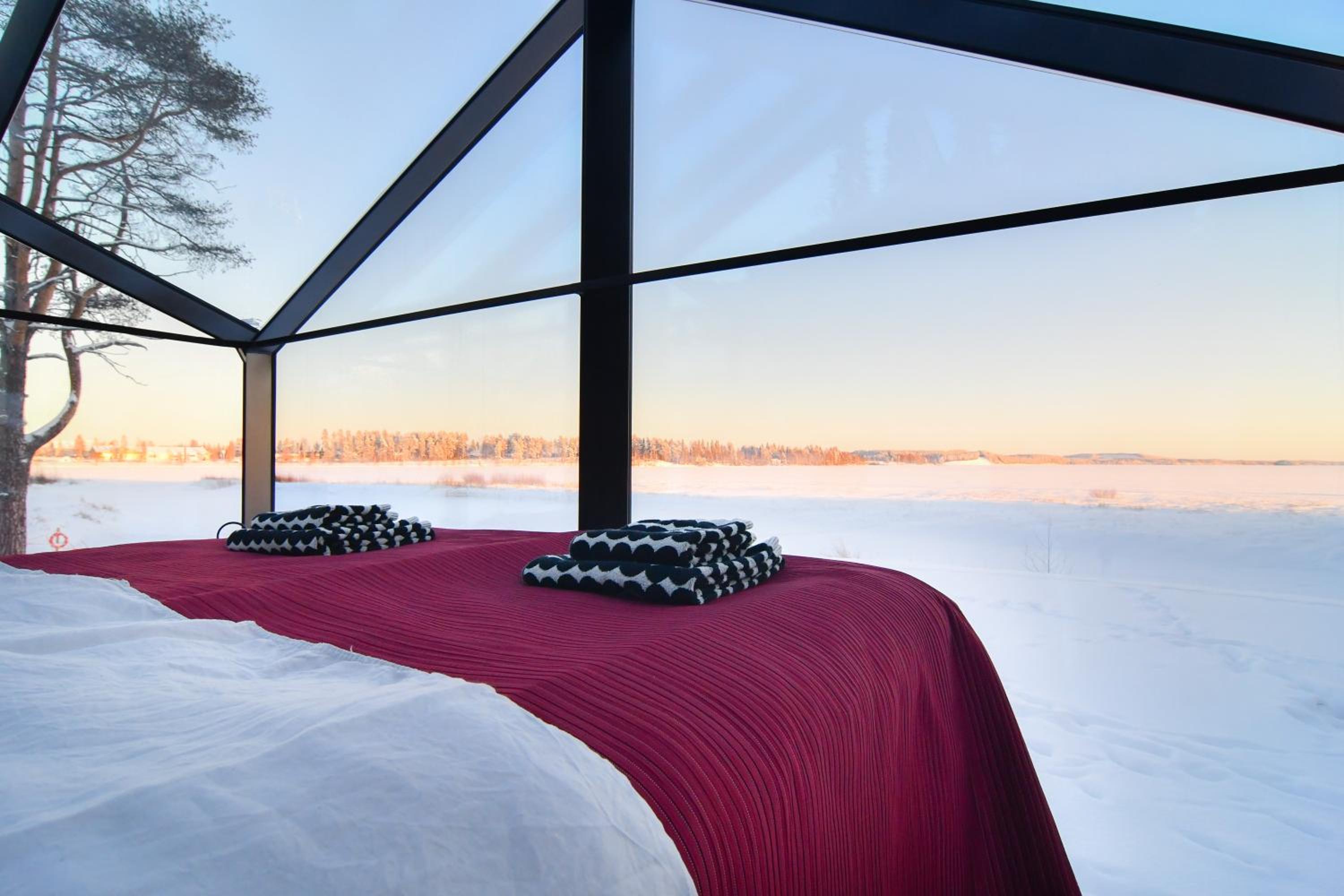 Arctic Lakeland Igloos Vuokatti view 4