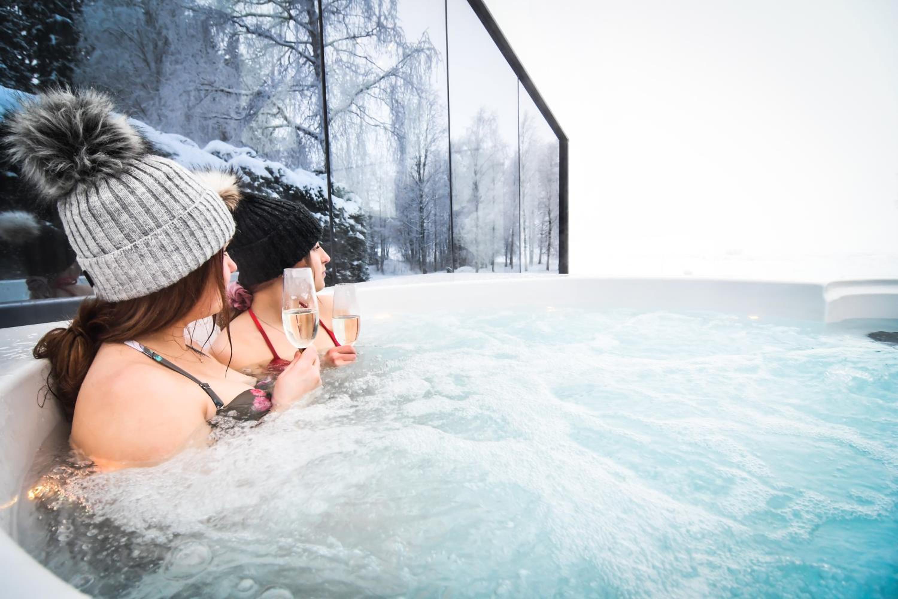Arctic Lakeland Igloos Vuokatti view 3
