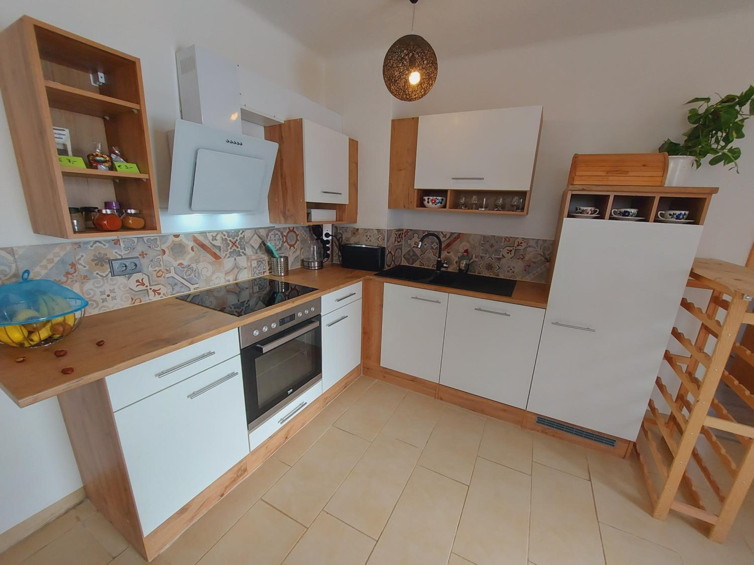HAUS SONBERG mit Garten, Pool, Fasssauna, semi detached house with garden