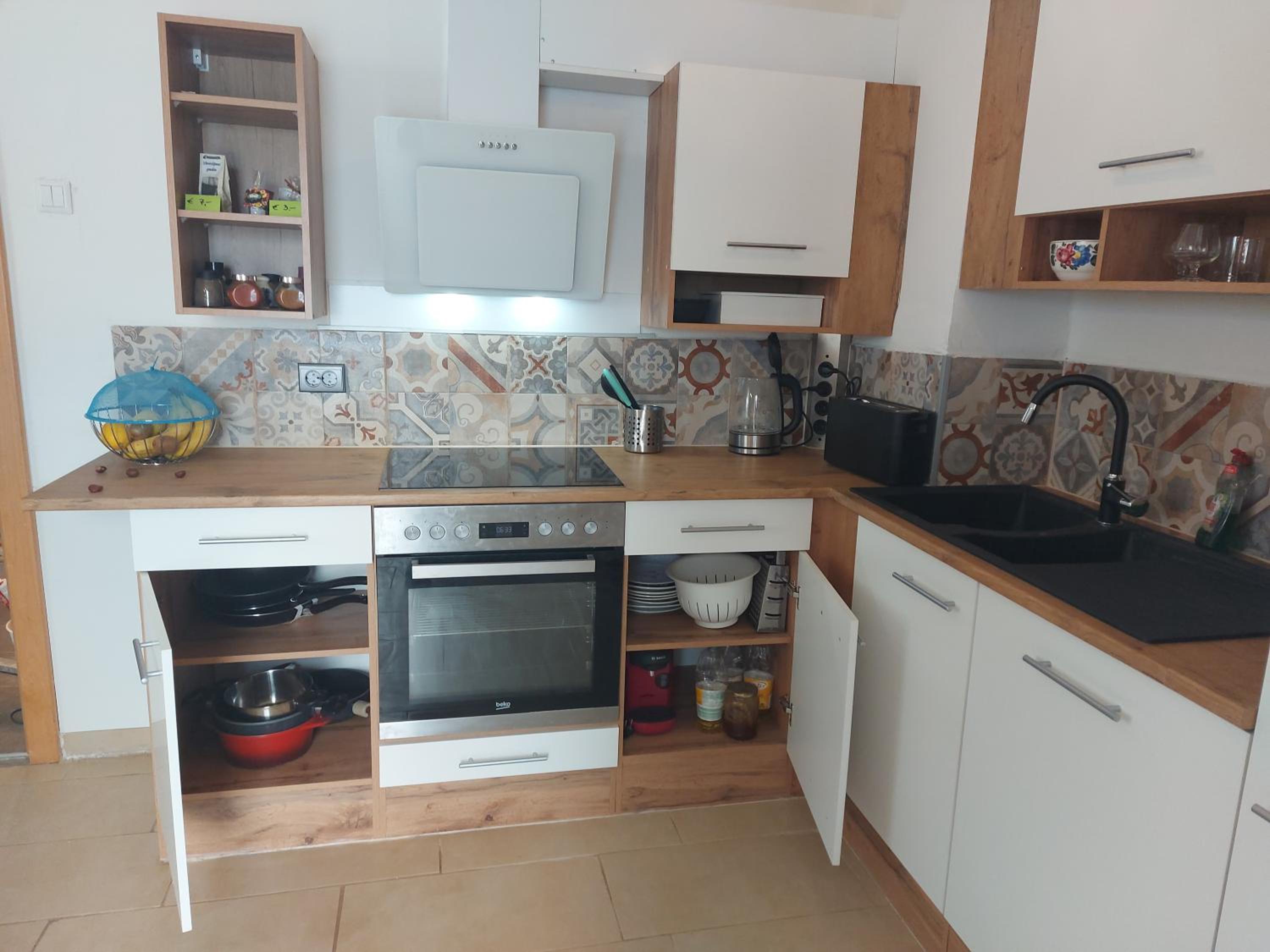 HAUS SONBERG mit Garten, Pool, Fasssauna, semi detached house with garden