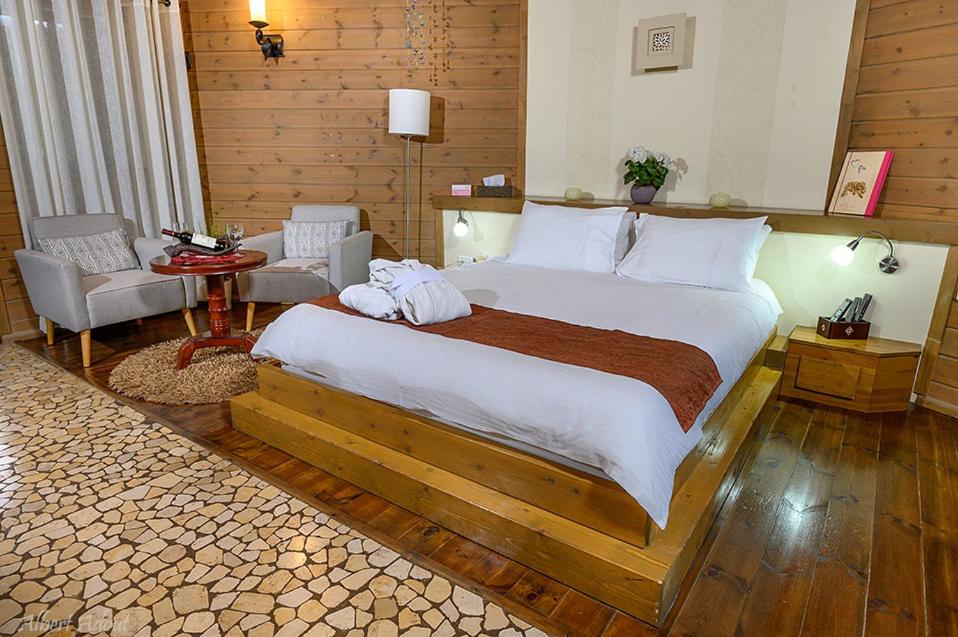 Talia Cabin Guest & Spa