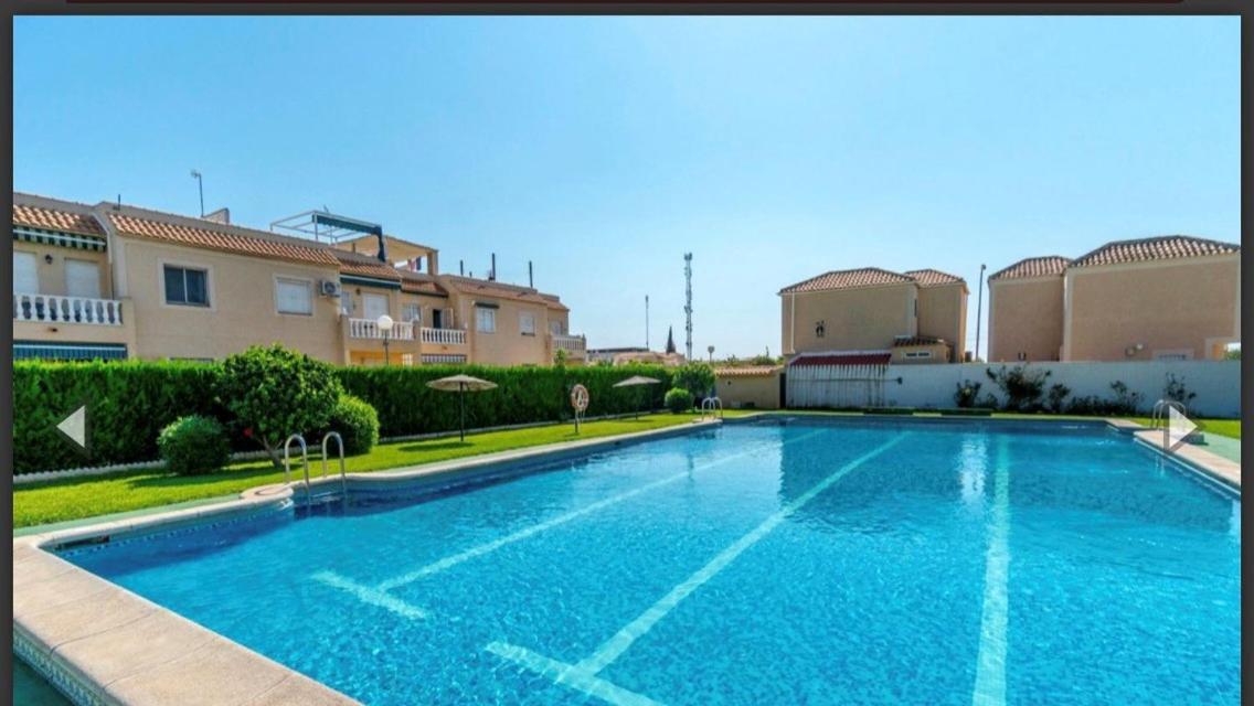 2 bed apartment in Paraje Natural Fase 1, Torrevieja view 2