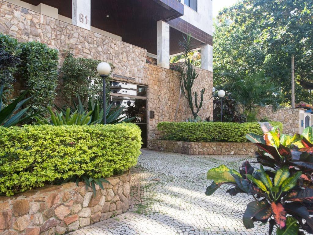 Hotel Excelente cobertura duplex a 2 quadras da Praia do Forte com 4 quartos - Image 1