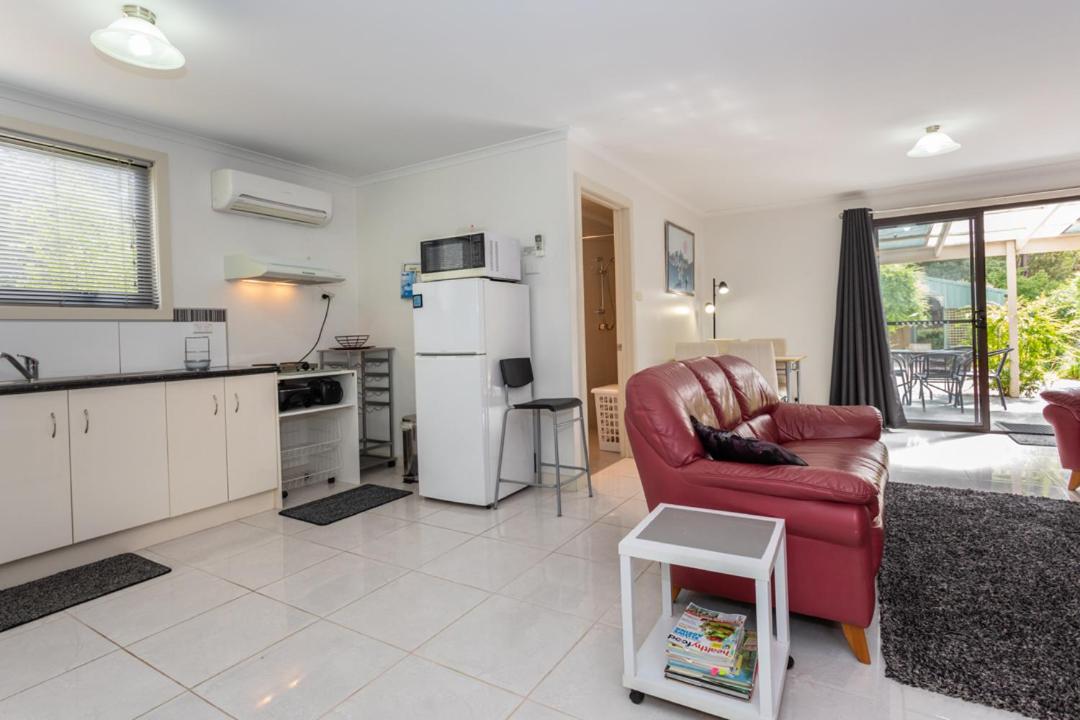 Altona Garden Retreat