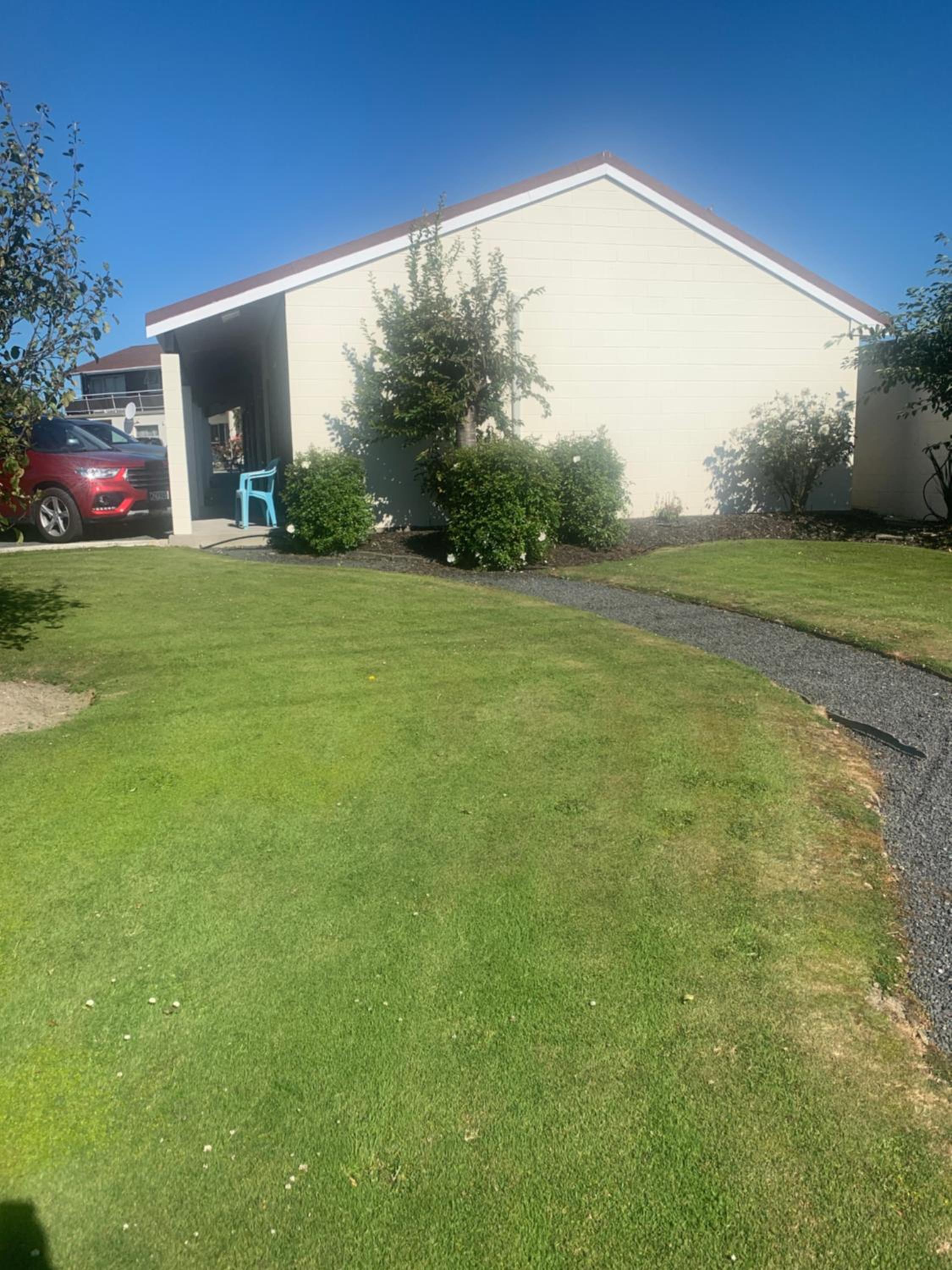 Charlies Motor Lodge view 5