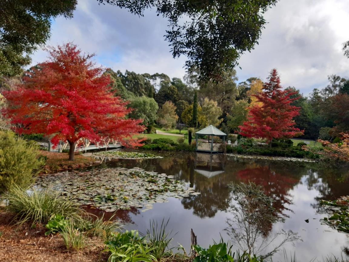 Altona Garden Retreat