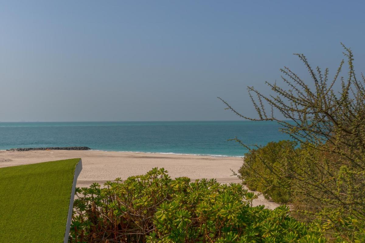 Paradise Nurai Villa - 6 Bedrooms