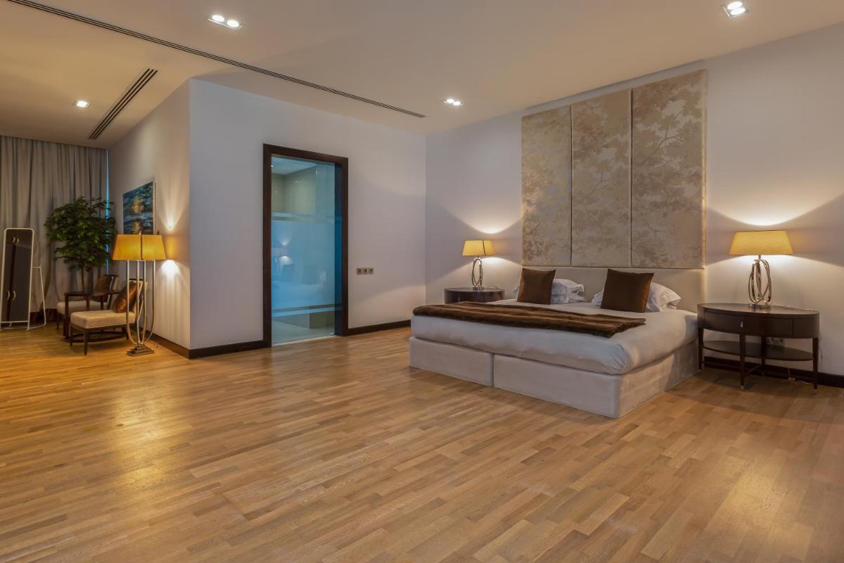 Paradise Nurai Villa - 6 Bedrooms