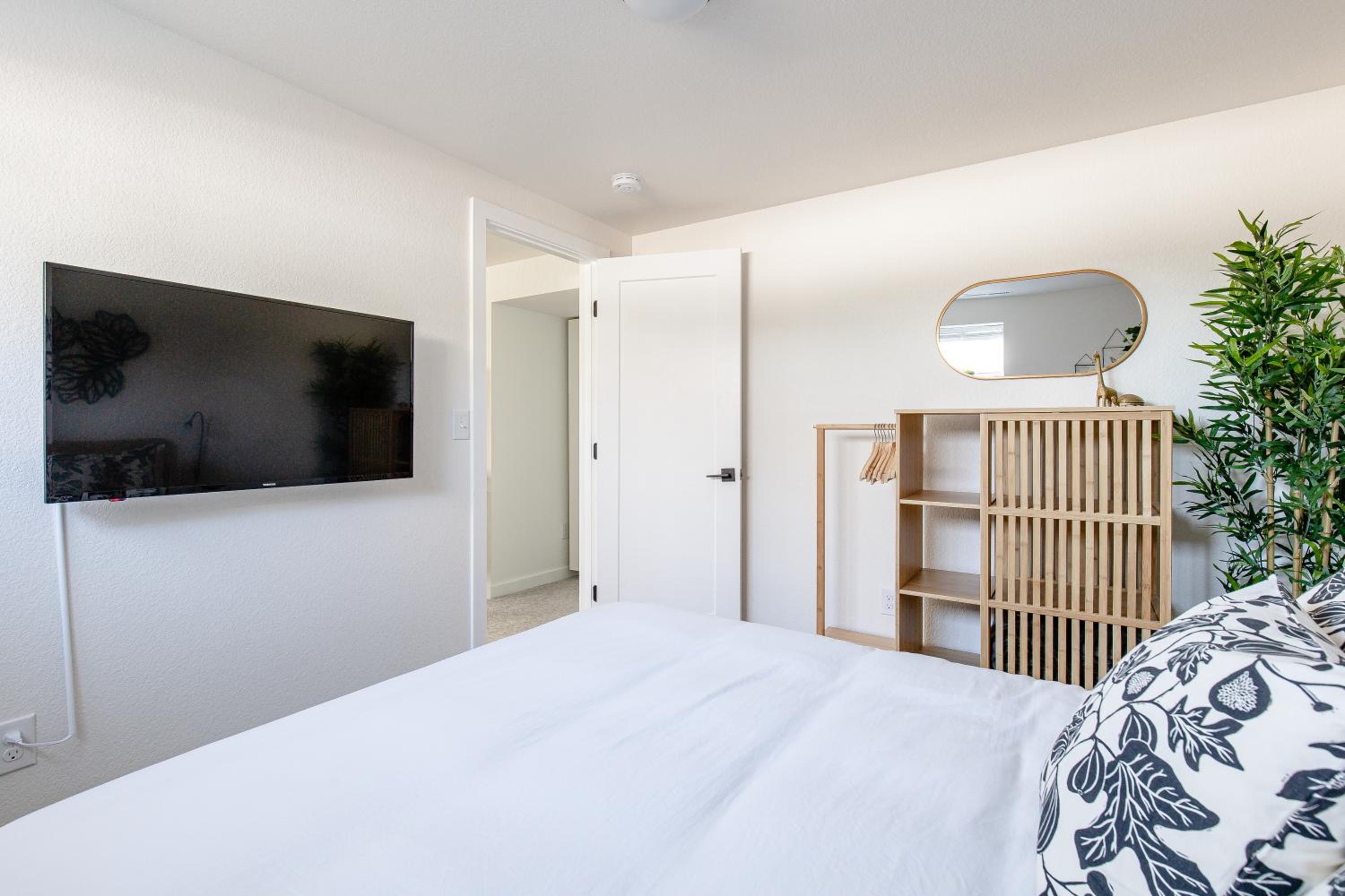 Well-Stocked, Family Friendly Home on the Westside STR-1669 view 4