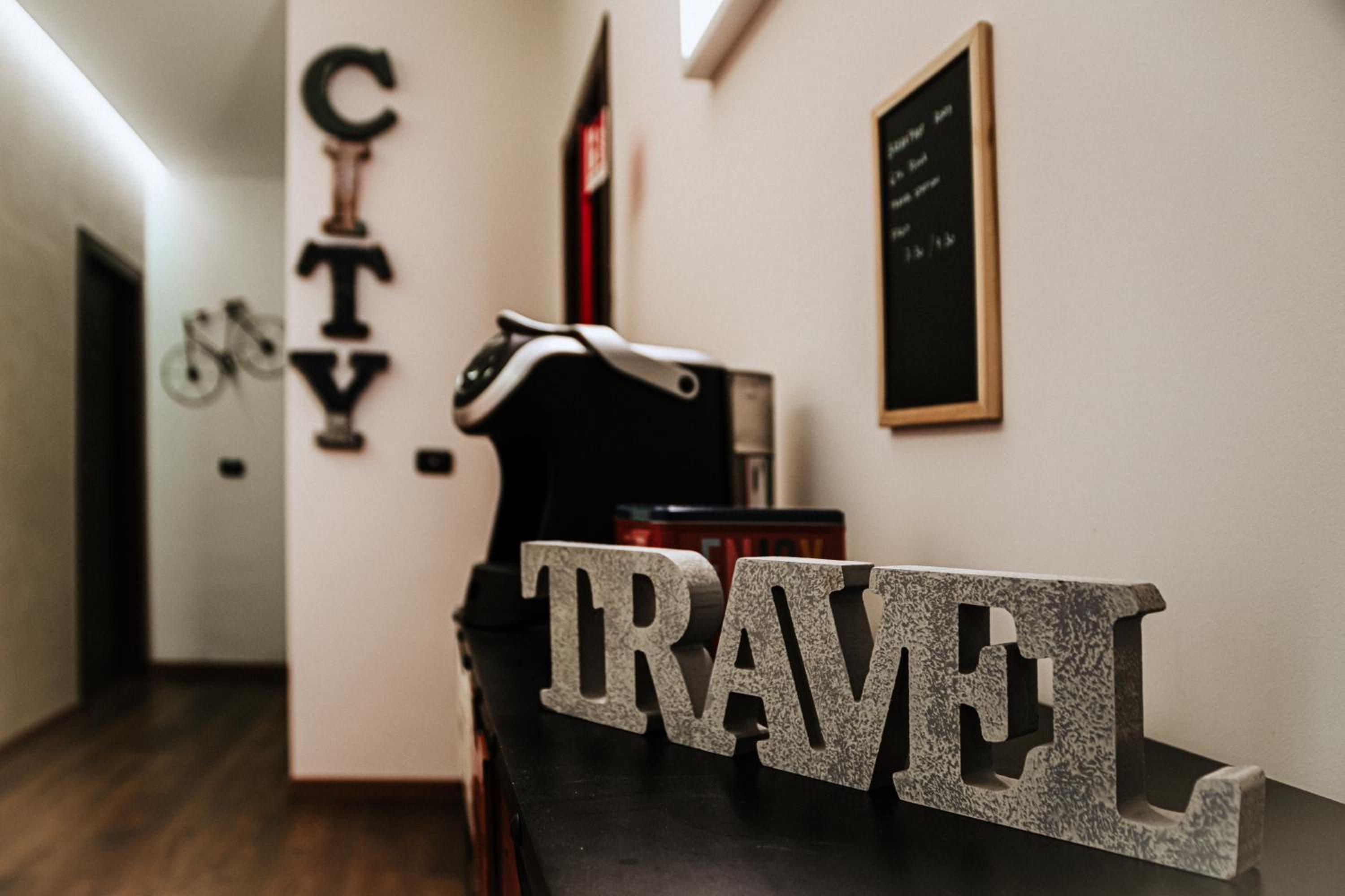 TRAVEL STATION Bedandbreakfast