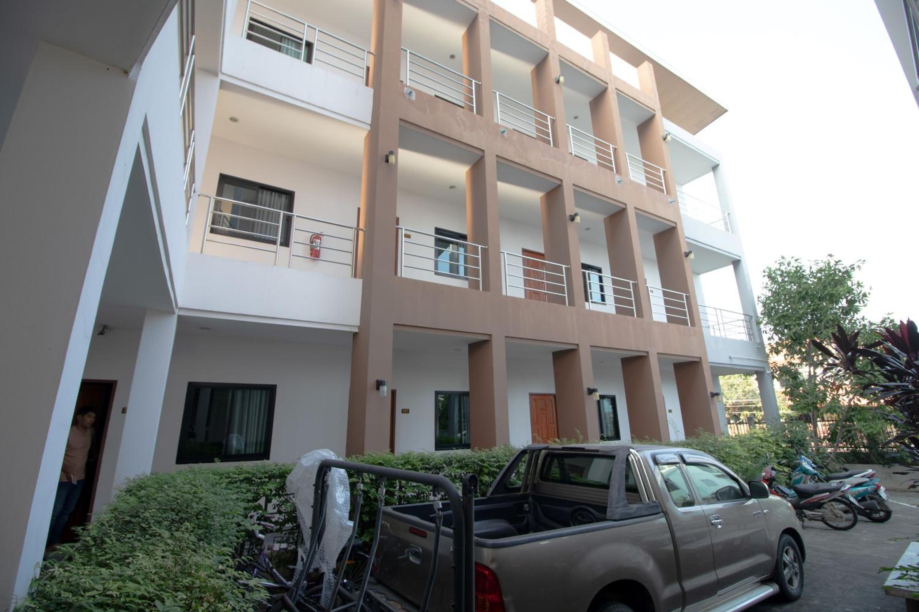 Somsamai Style Apartment