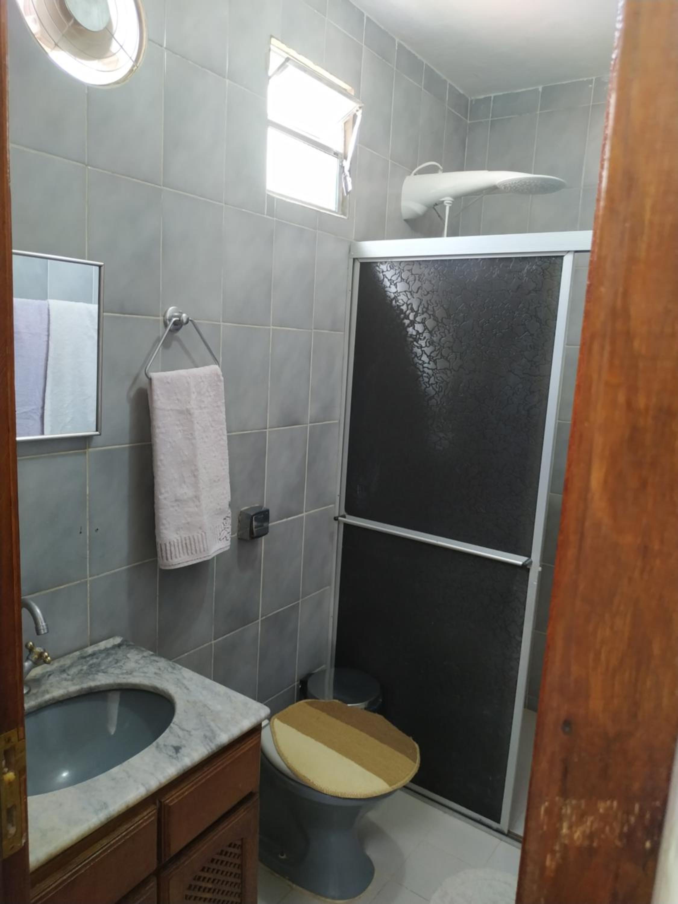 Apto Completo, privativo, garagem portao automatico