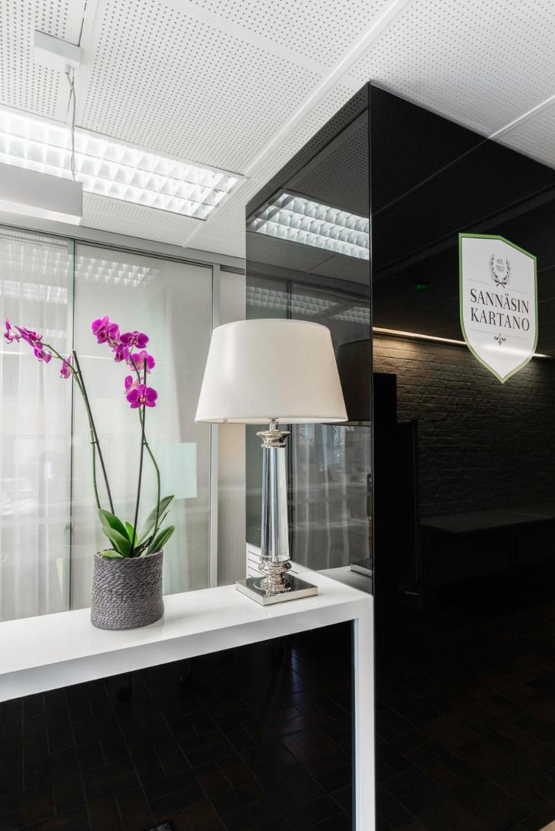 hotel reception