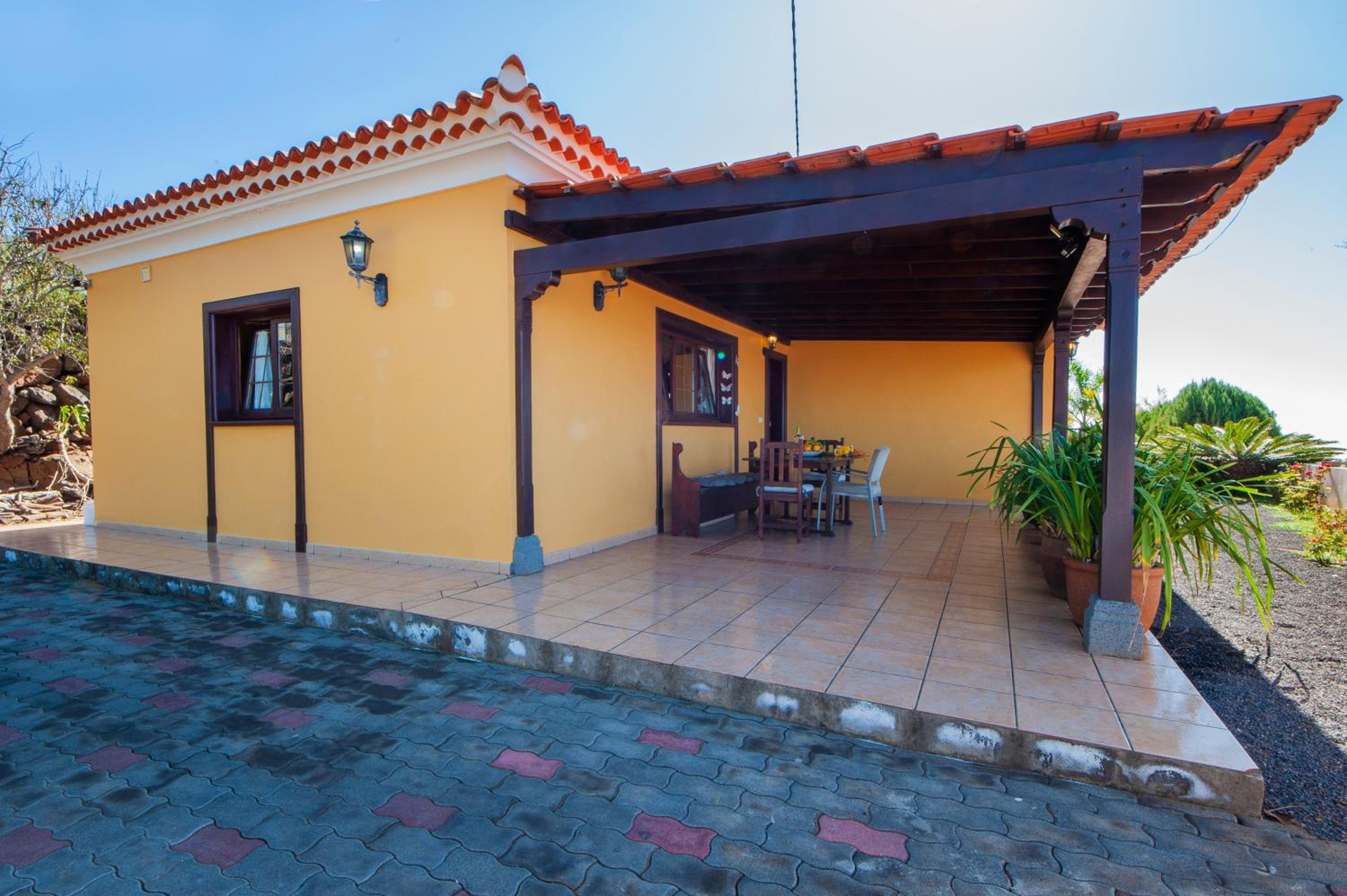 CASA VAN DE WALLE view 5