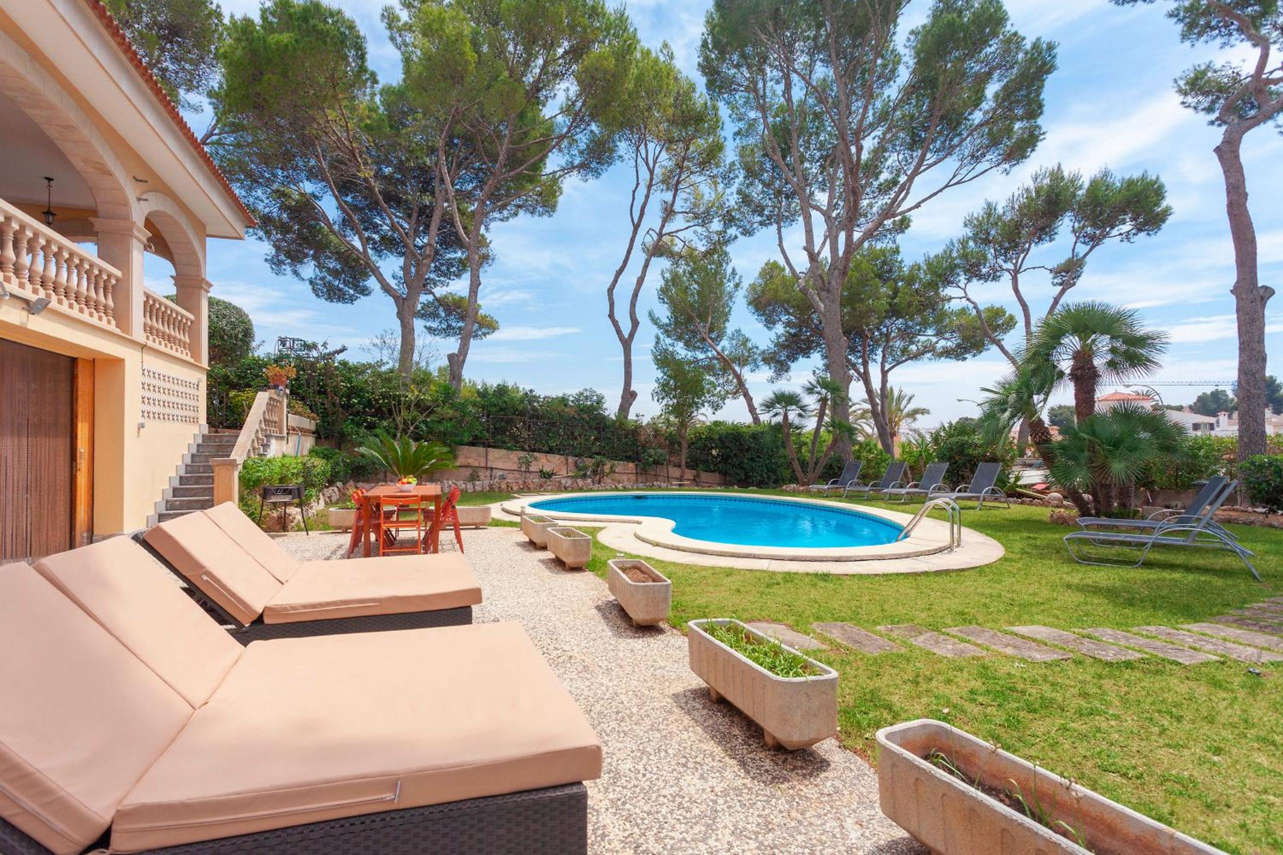 Villa Tossals view 4