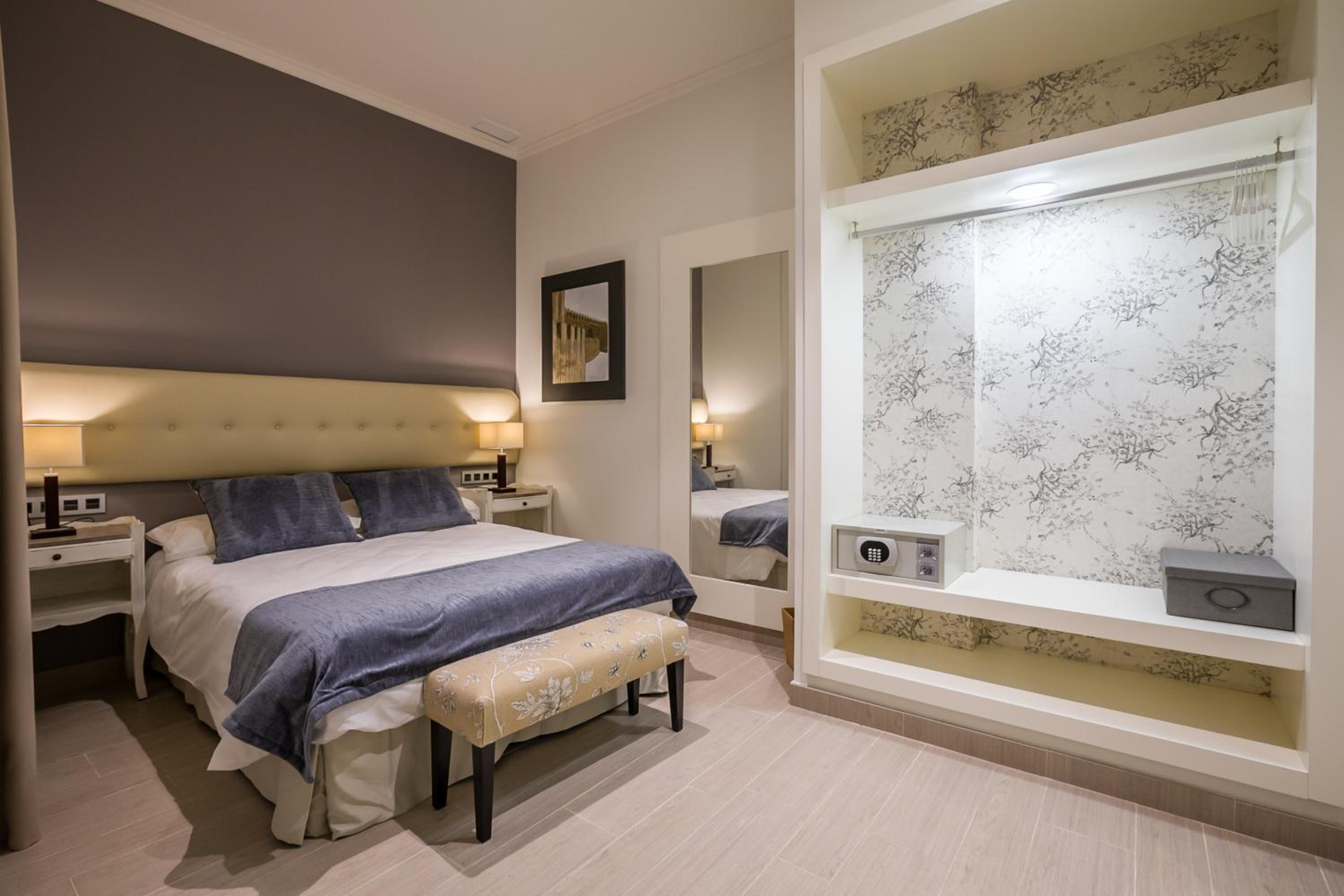 Welldone Cathedral Suites
