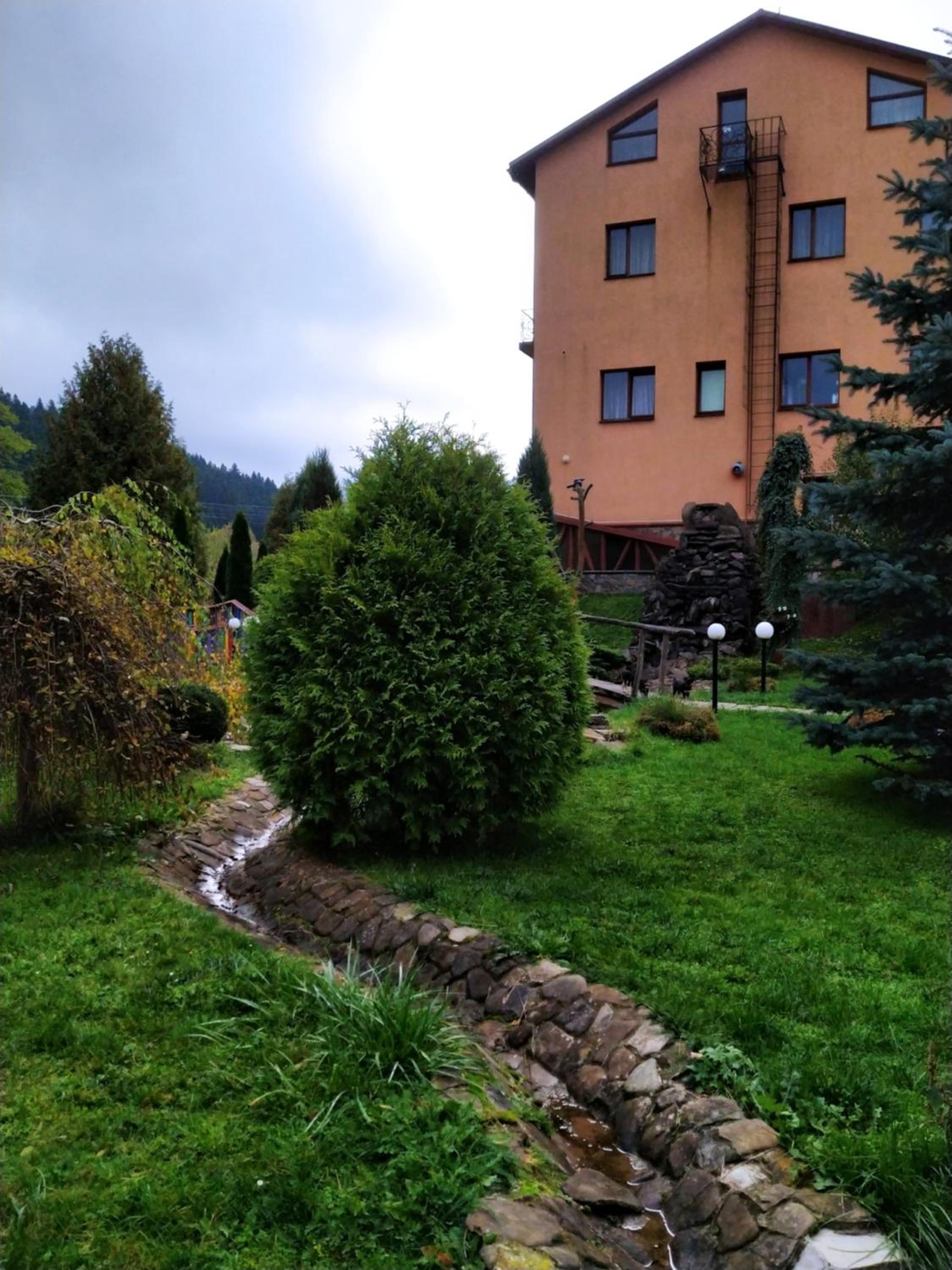 Photo 11