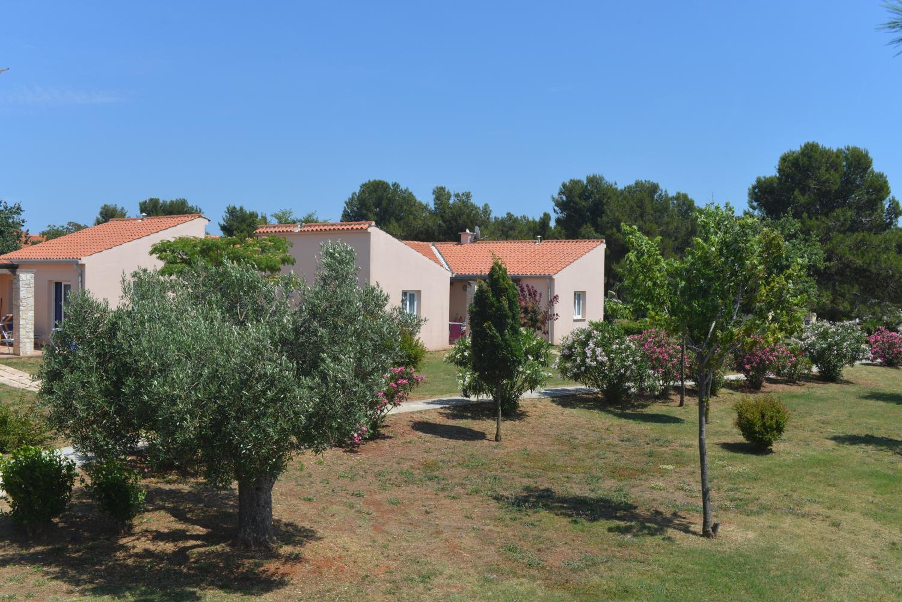 Holiday Centre Bi village