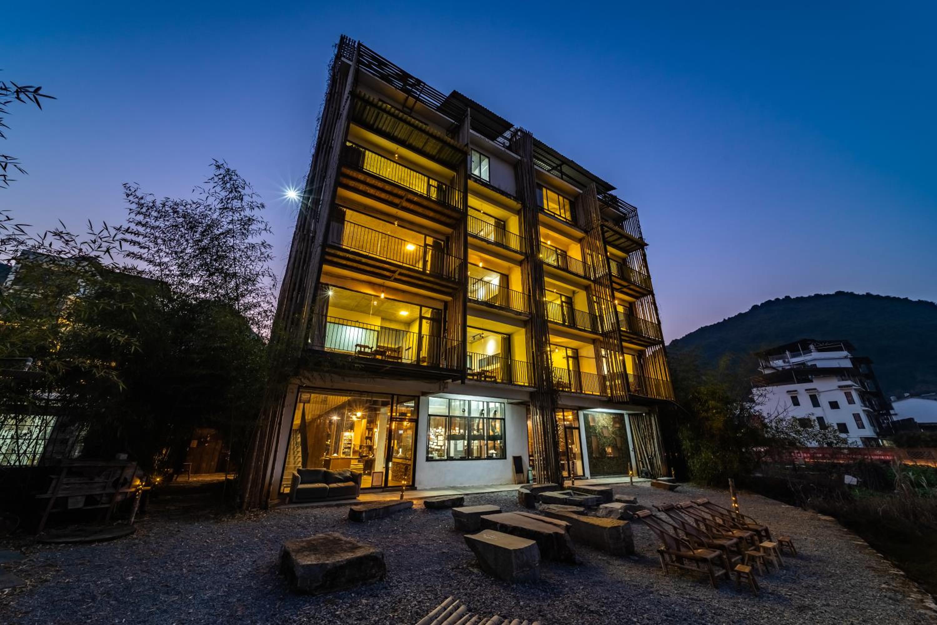 Yangshuo Sudder Street Guesthouse view 3