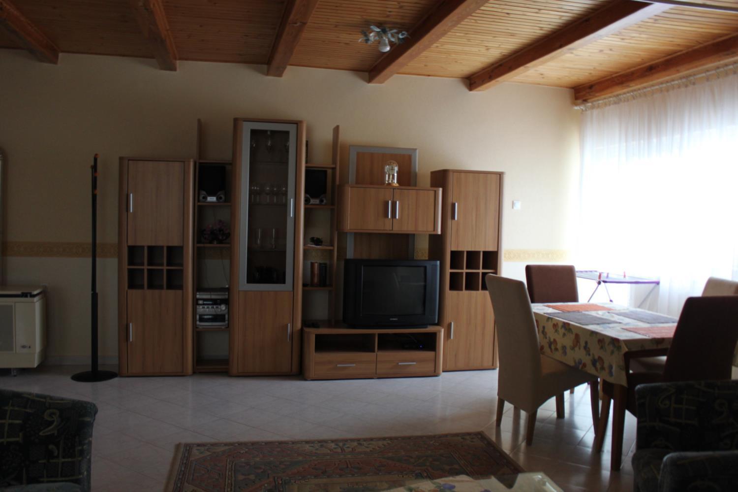Cedar Apartment 4 view 2