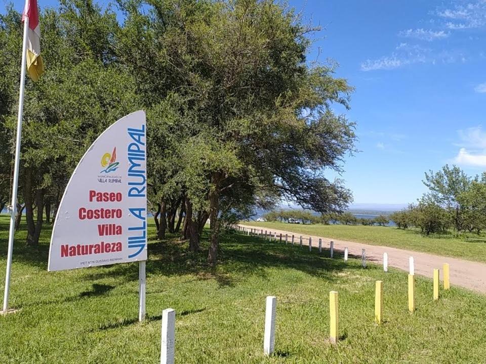 CHALET NATURALEZA - Villa Rumipal - Córdoba - A 50 mts del Lago - Vista al Lago