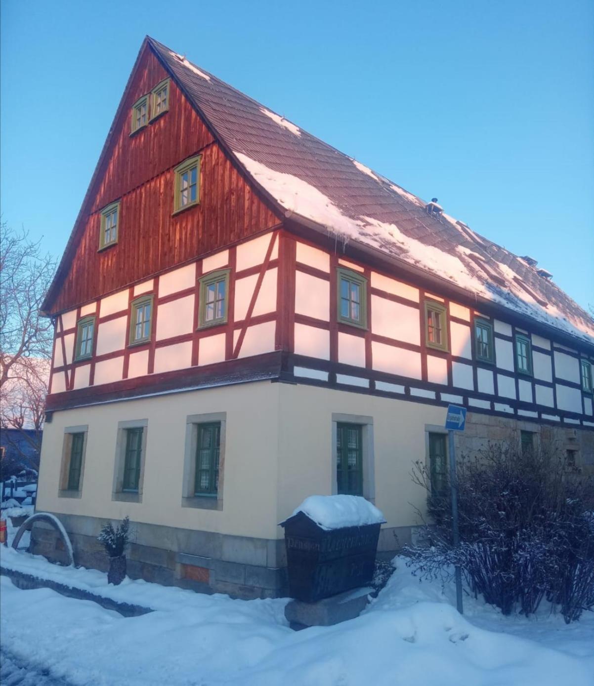 Lichtenhainer Hof