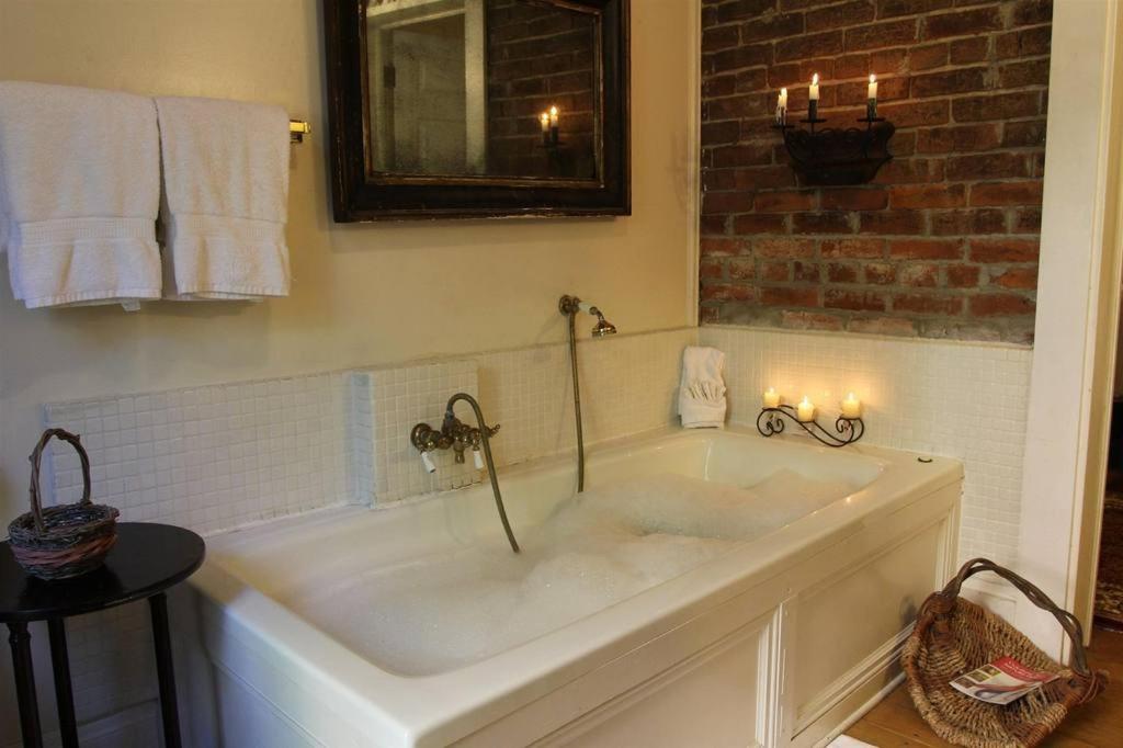 Corners Mansion Inn - A Bed and Breakfast